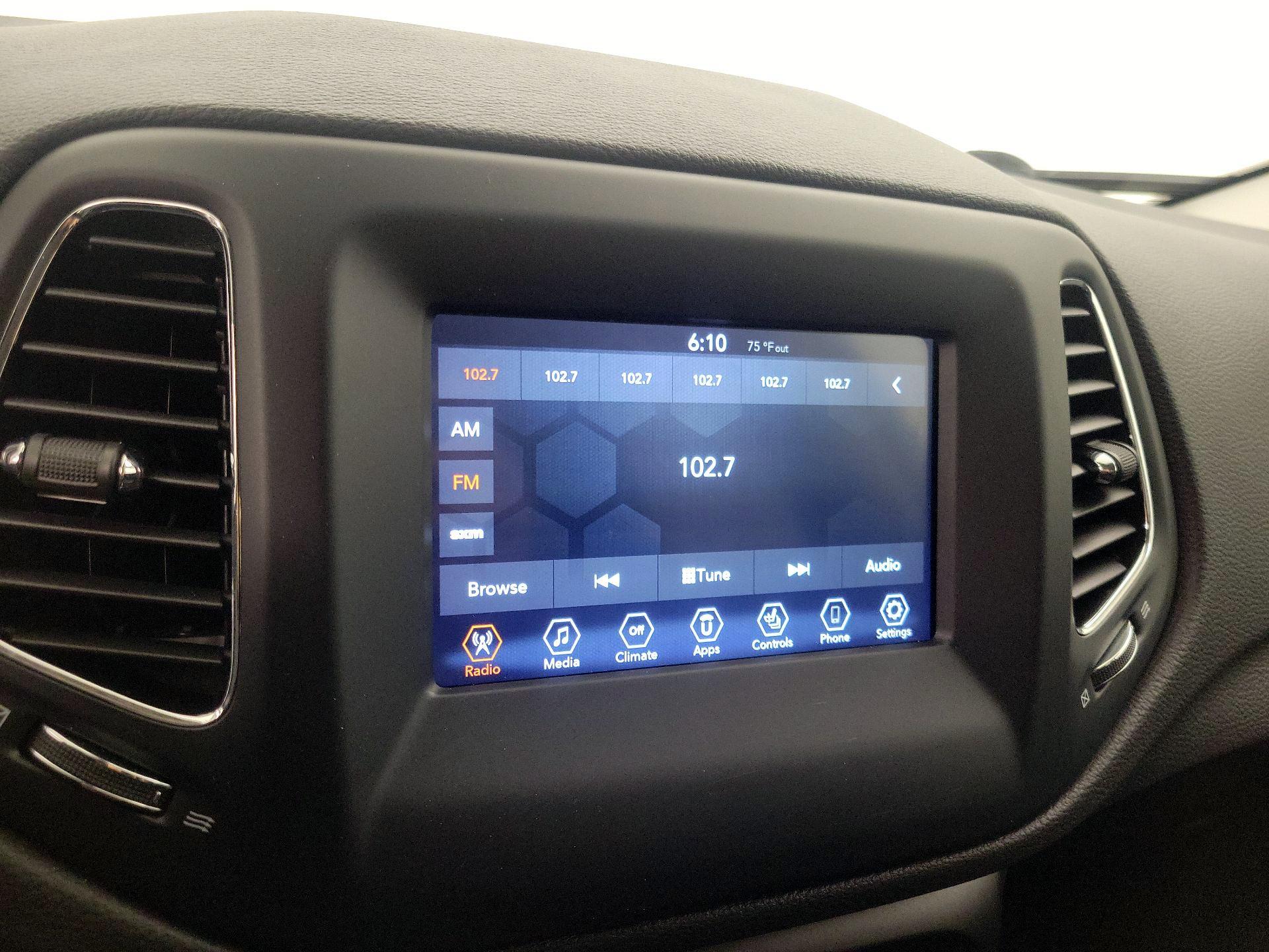 Thumbnail: 2021 Jeep Compass - 15