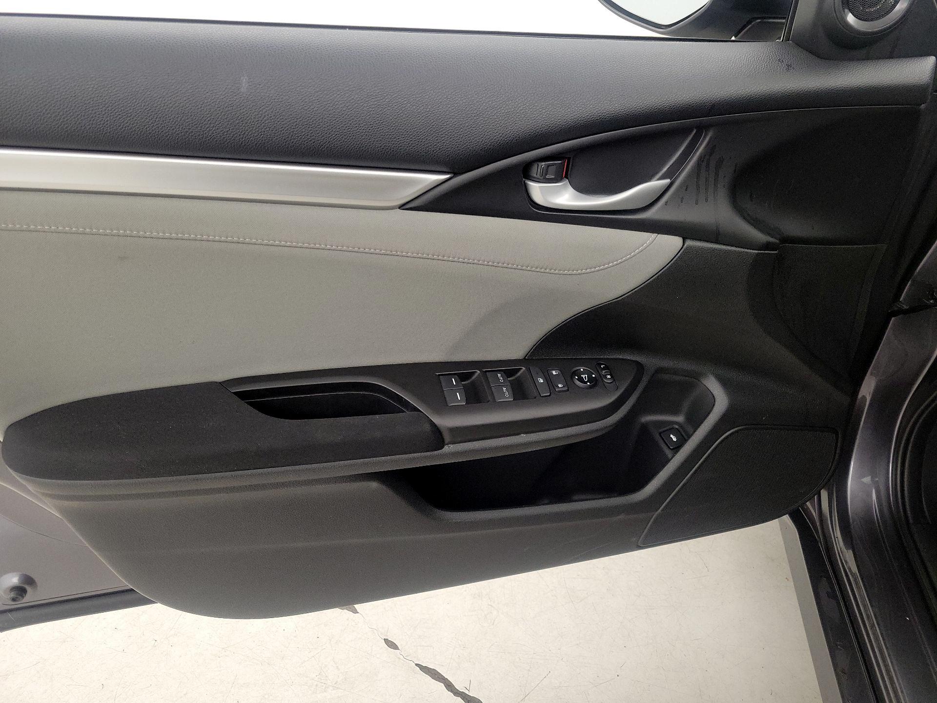 Thumbnail: 2019 Honda Civic - 12