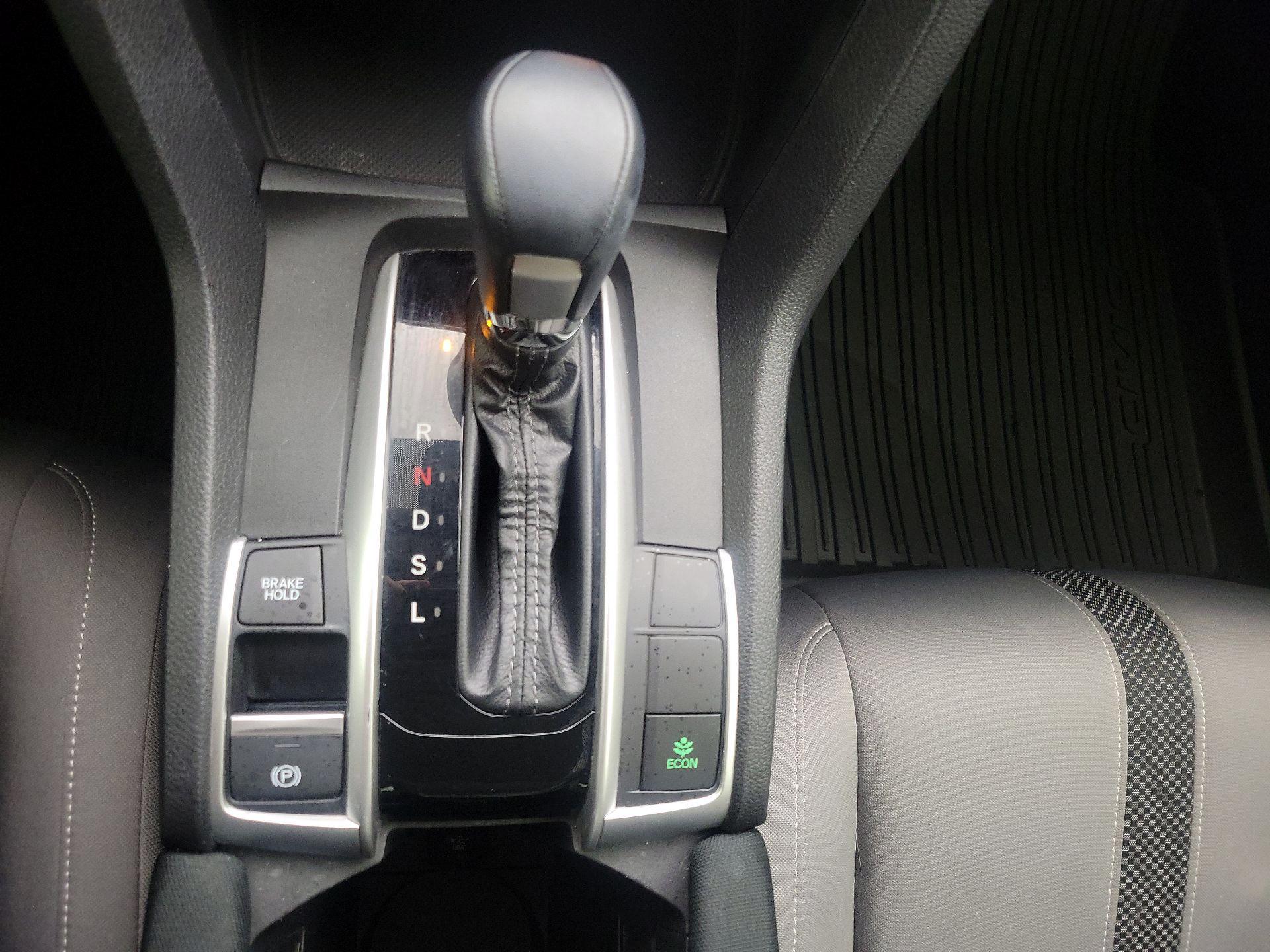 Thumbnail: 2019 Honda Civic - 17