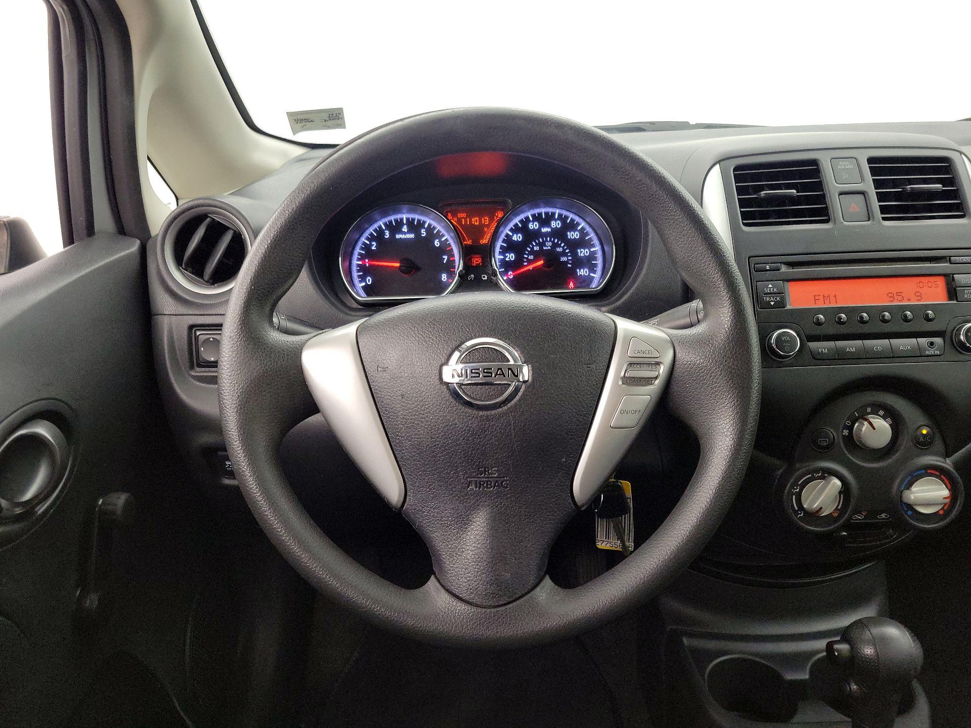 Thumbnail: 2014 Nissan Versa Note - 10