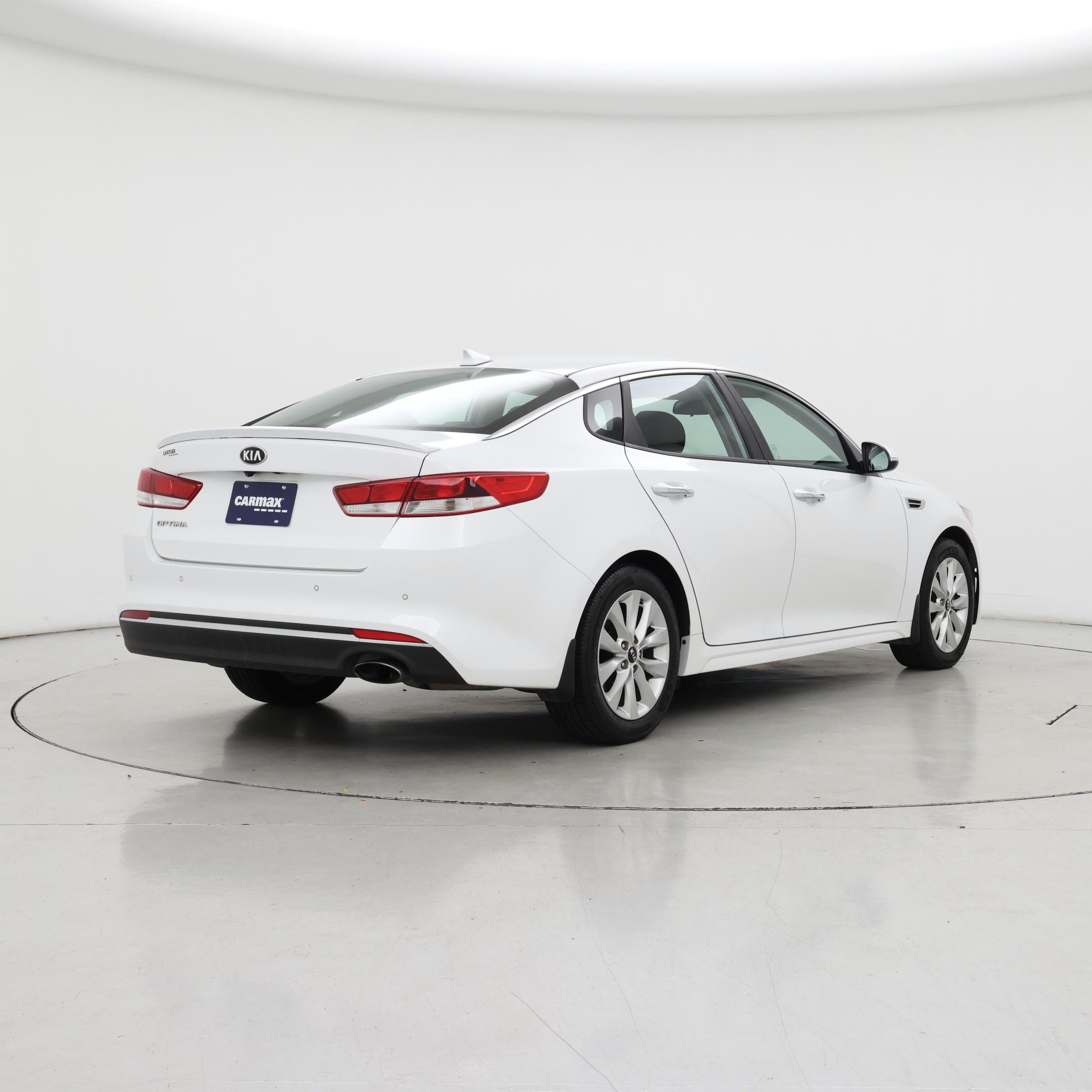 Thumbnail: 2018 Kia Optima - 8