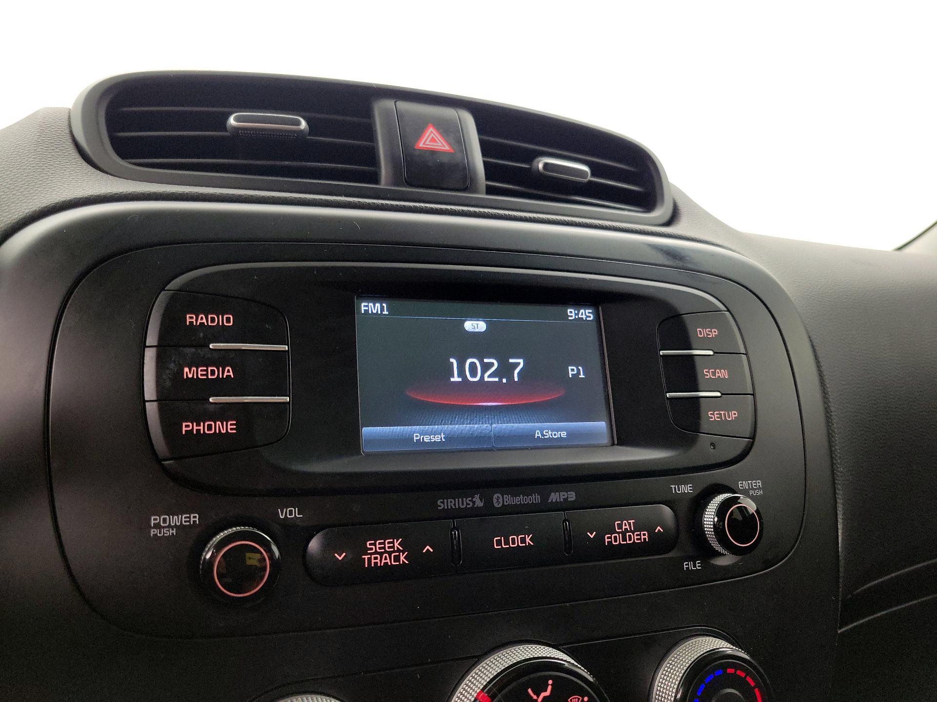 Thumbnail: 2016 Kia Soul - 15