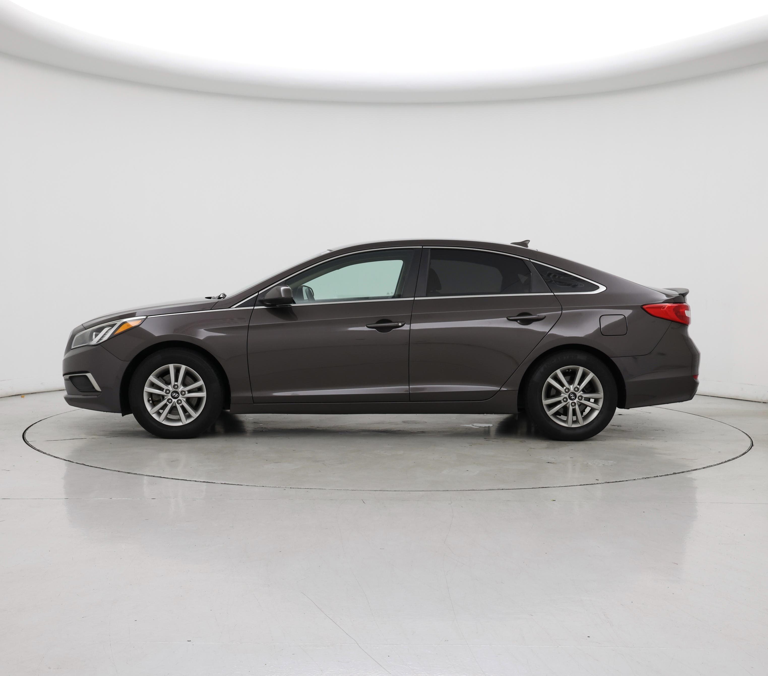 Thumbnail: 2017 Hyundai Sonata - 3