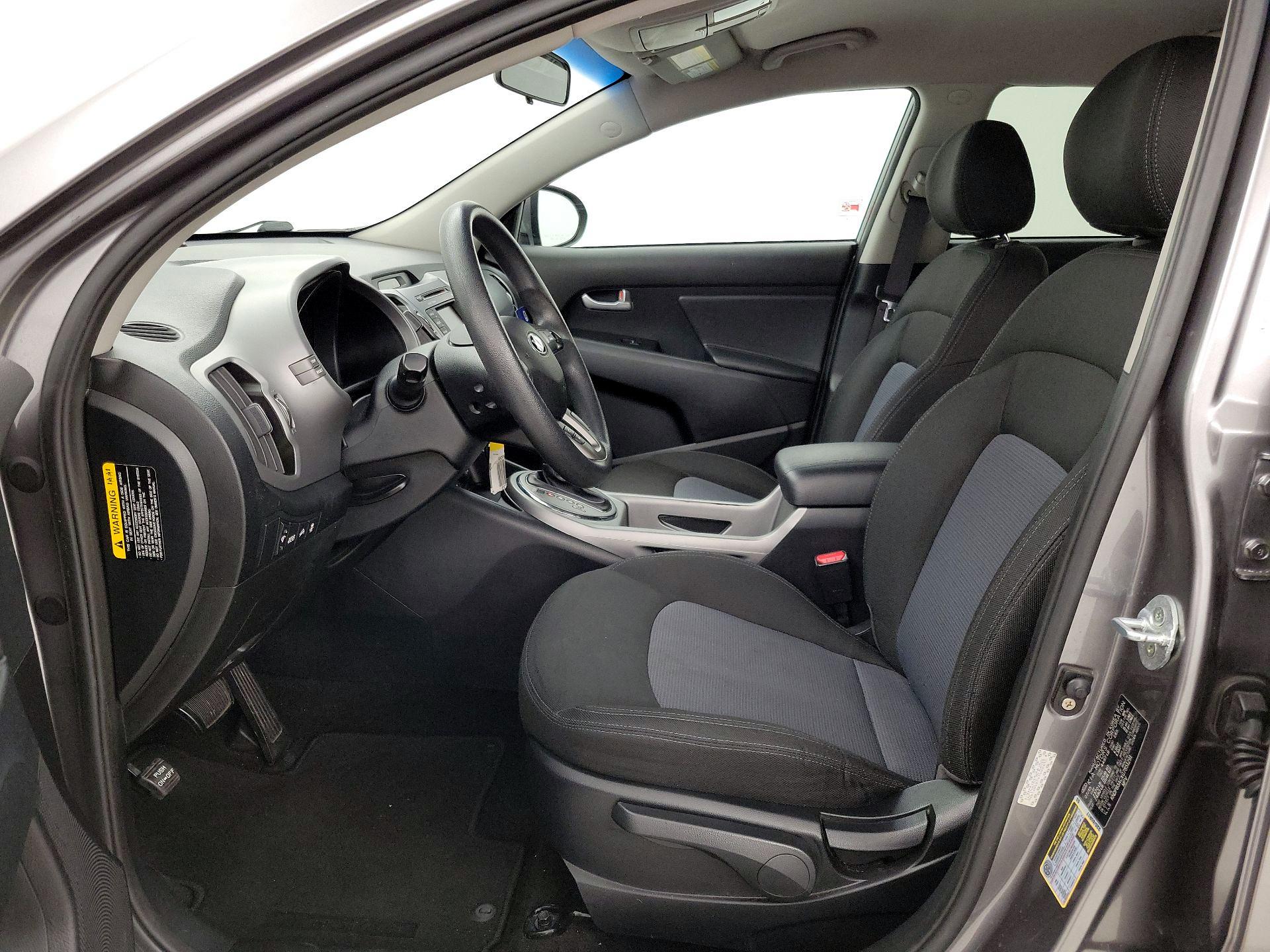 Thumbnail: 2016 Kia Sportage - 11