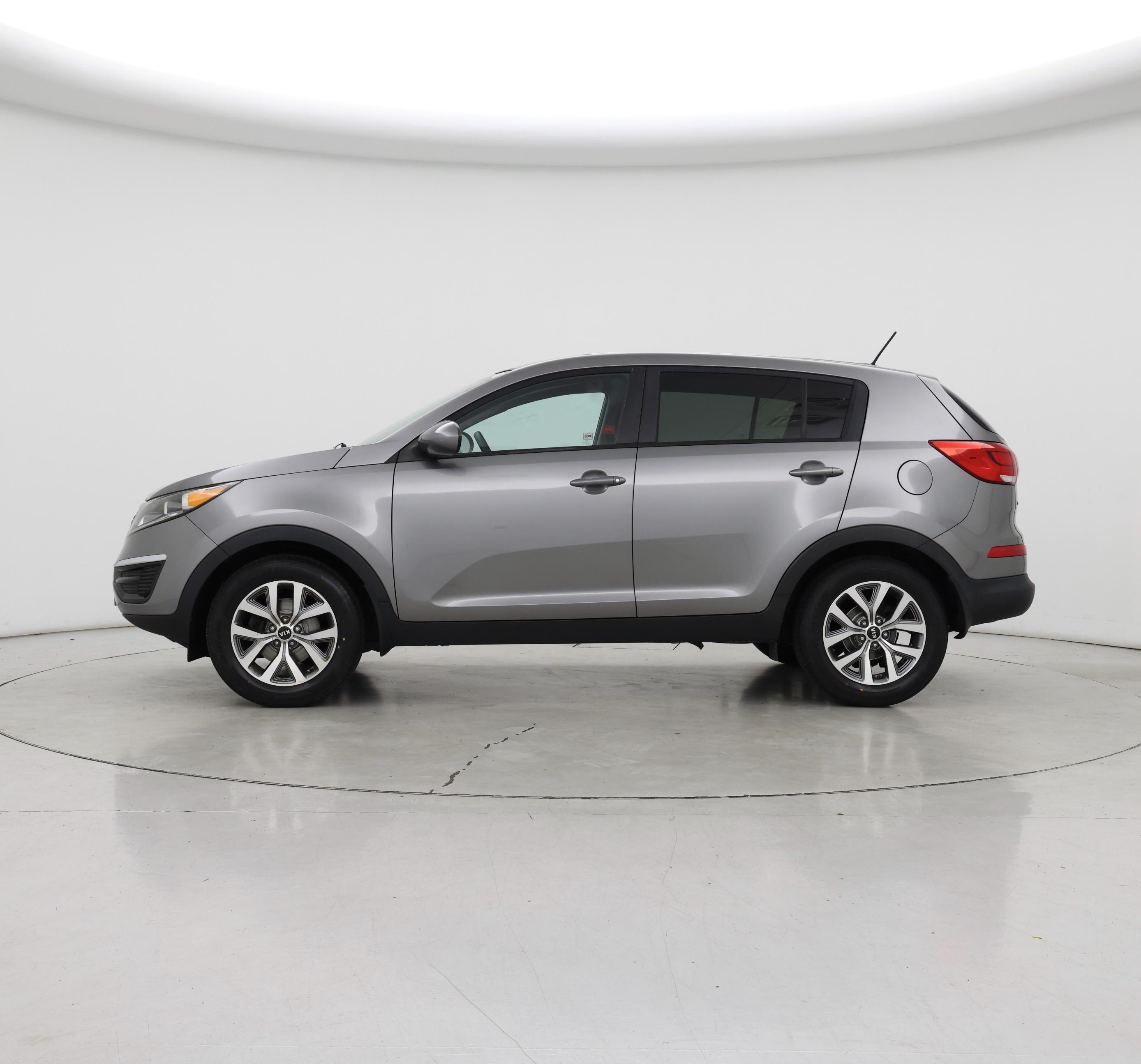 Thumbnail: 2016 Kia Sportage - 3