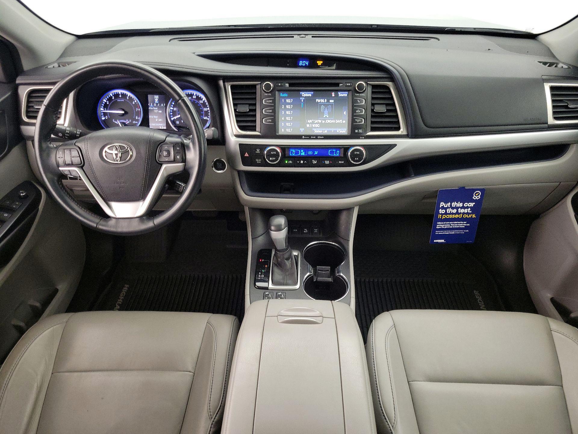 Thumbnail: 2016 Toyota Highlander - 9