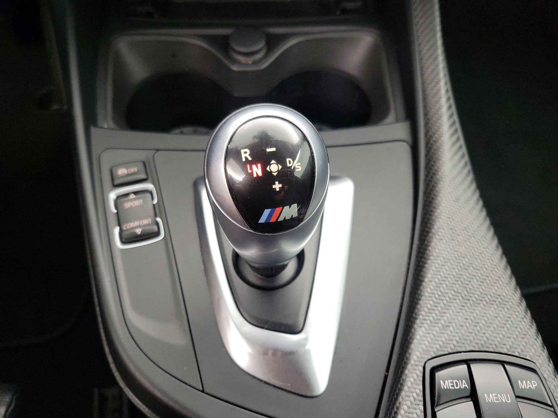 Thumbnail: 2017 BMW M2 - 18