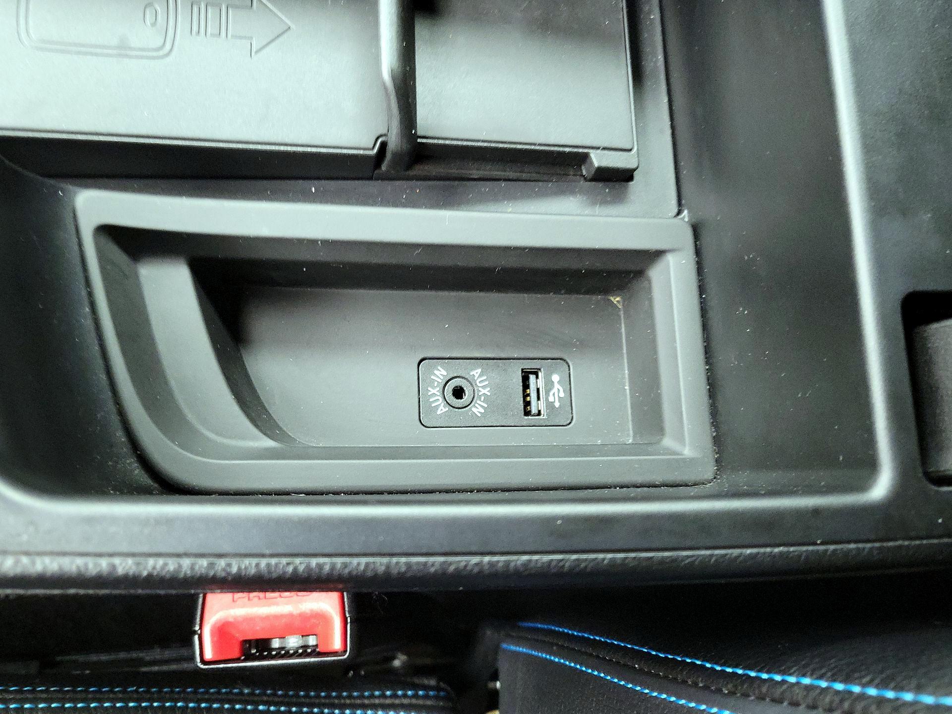 Thumbnail: 2017 BMW M2 - 19