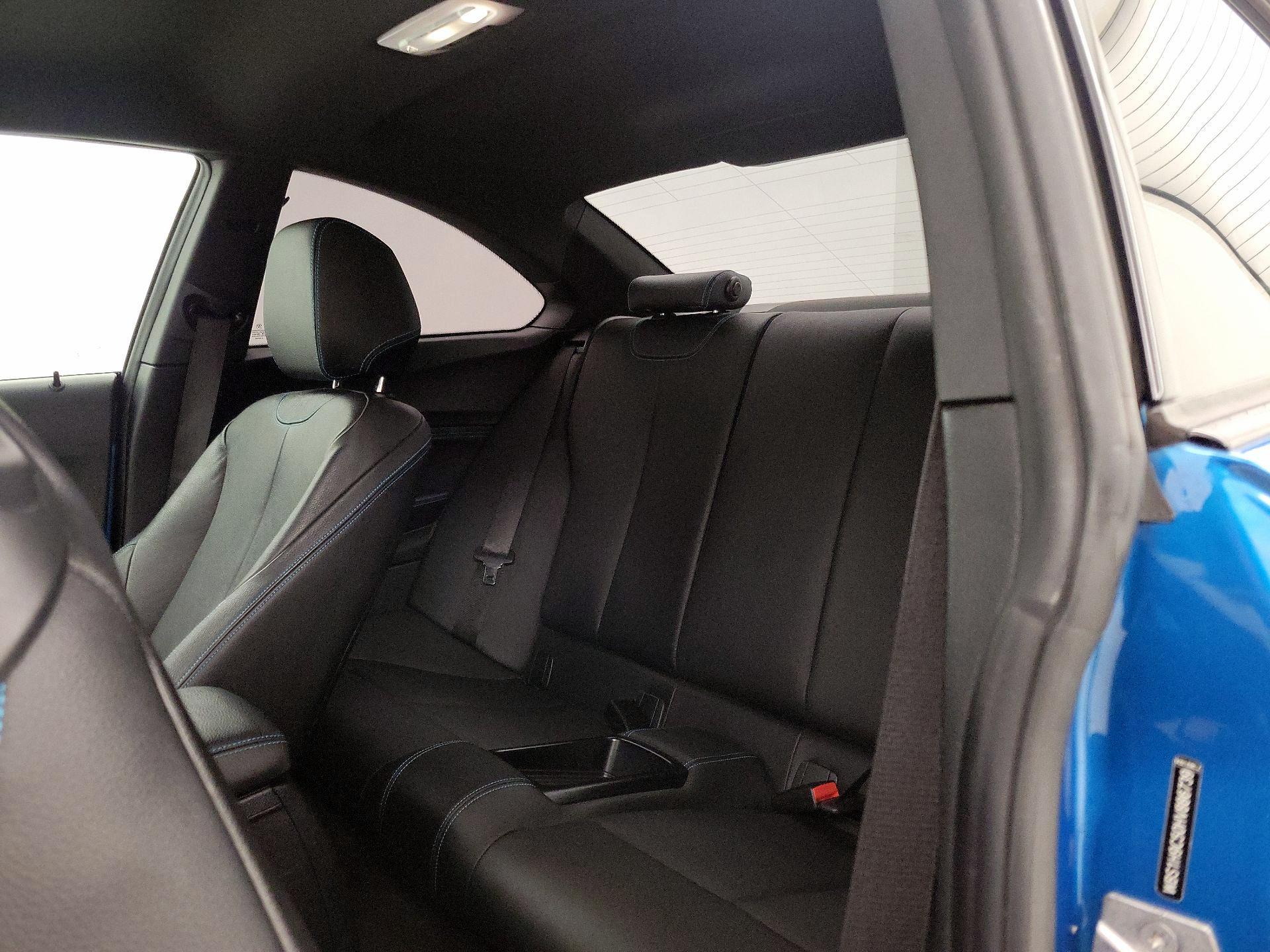 Thumbnail: 2017 BMW M2 - 20