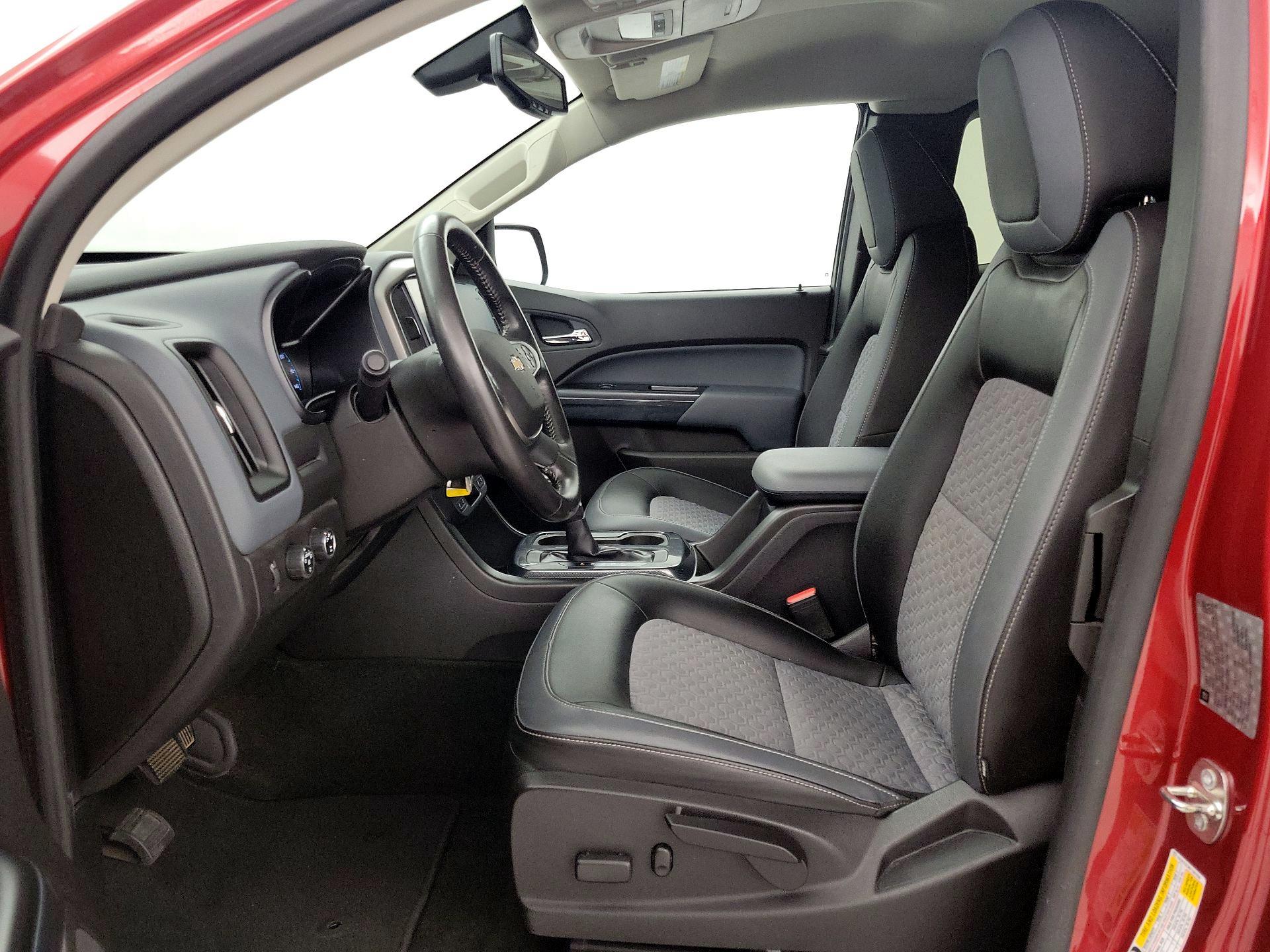 Thumbnail: 2015 Chevrolet Colorado - 11