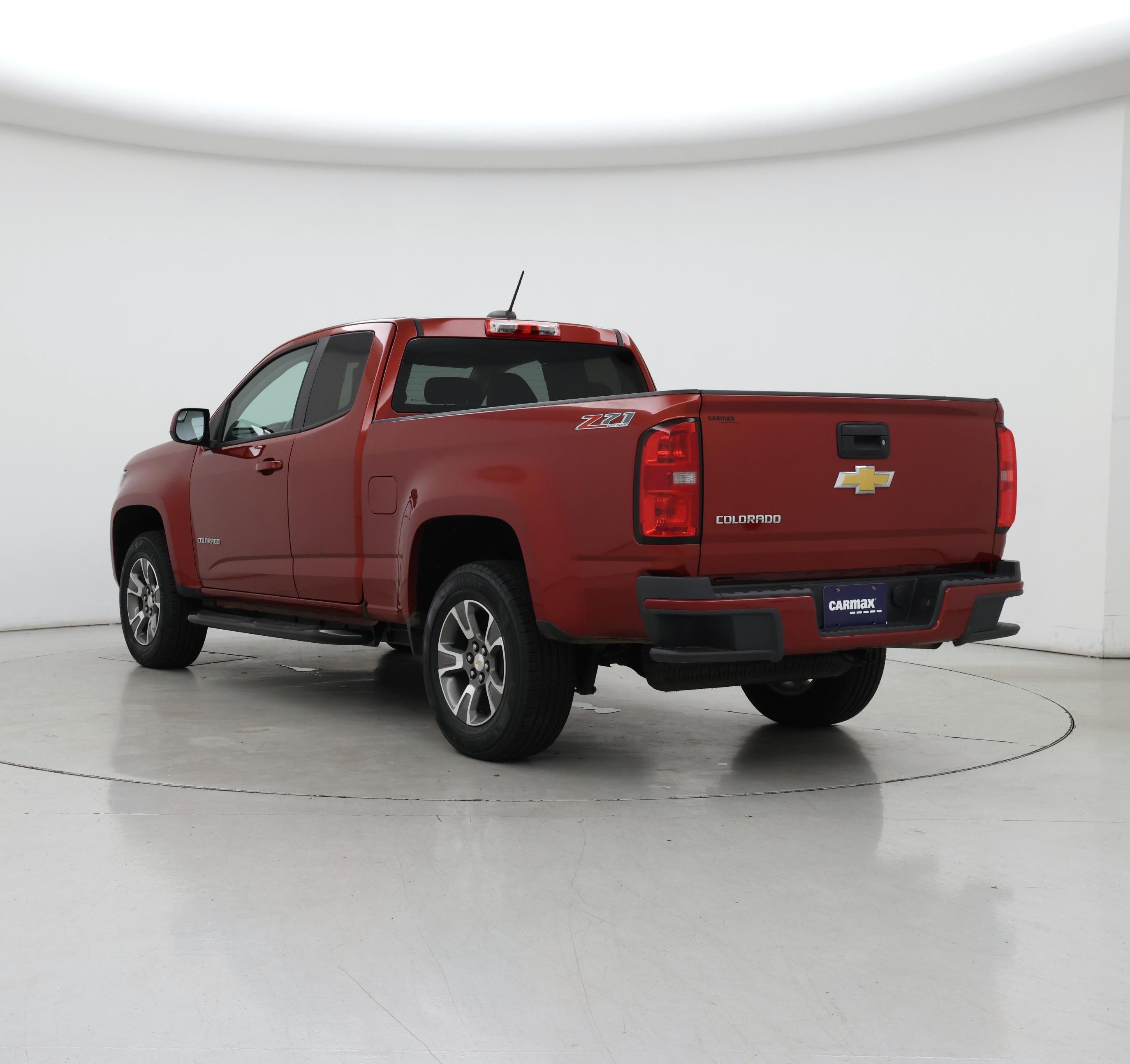 Thumbnail: 2015 Chevrolet Colorado - 2
