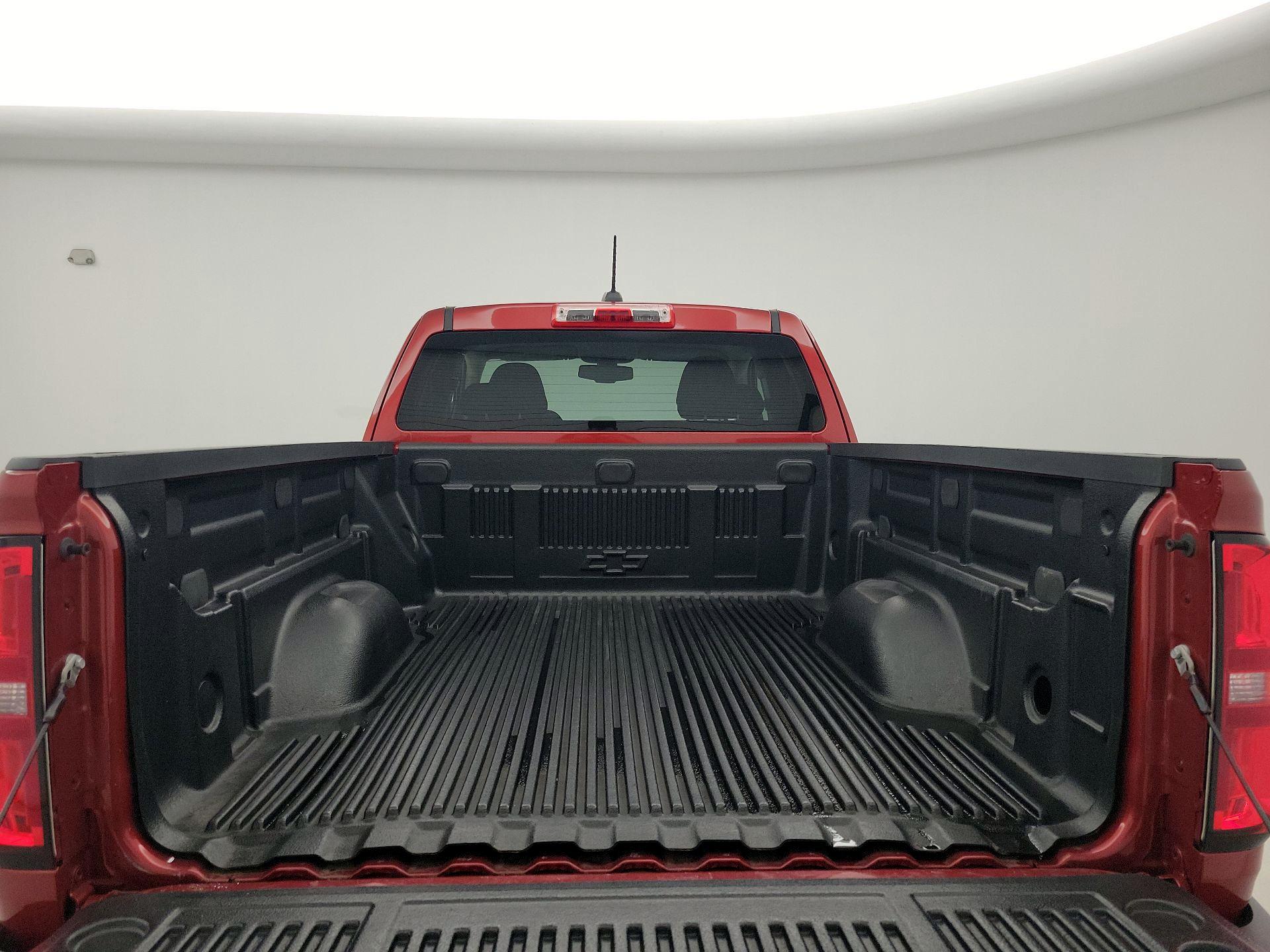 Thumbnail: 2015 Chevrolet Colorado - 20