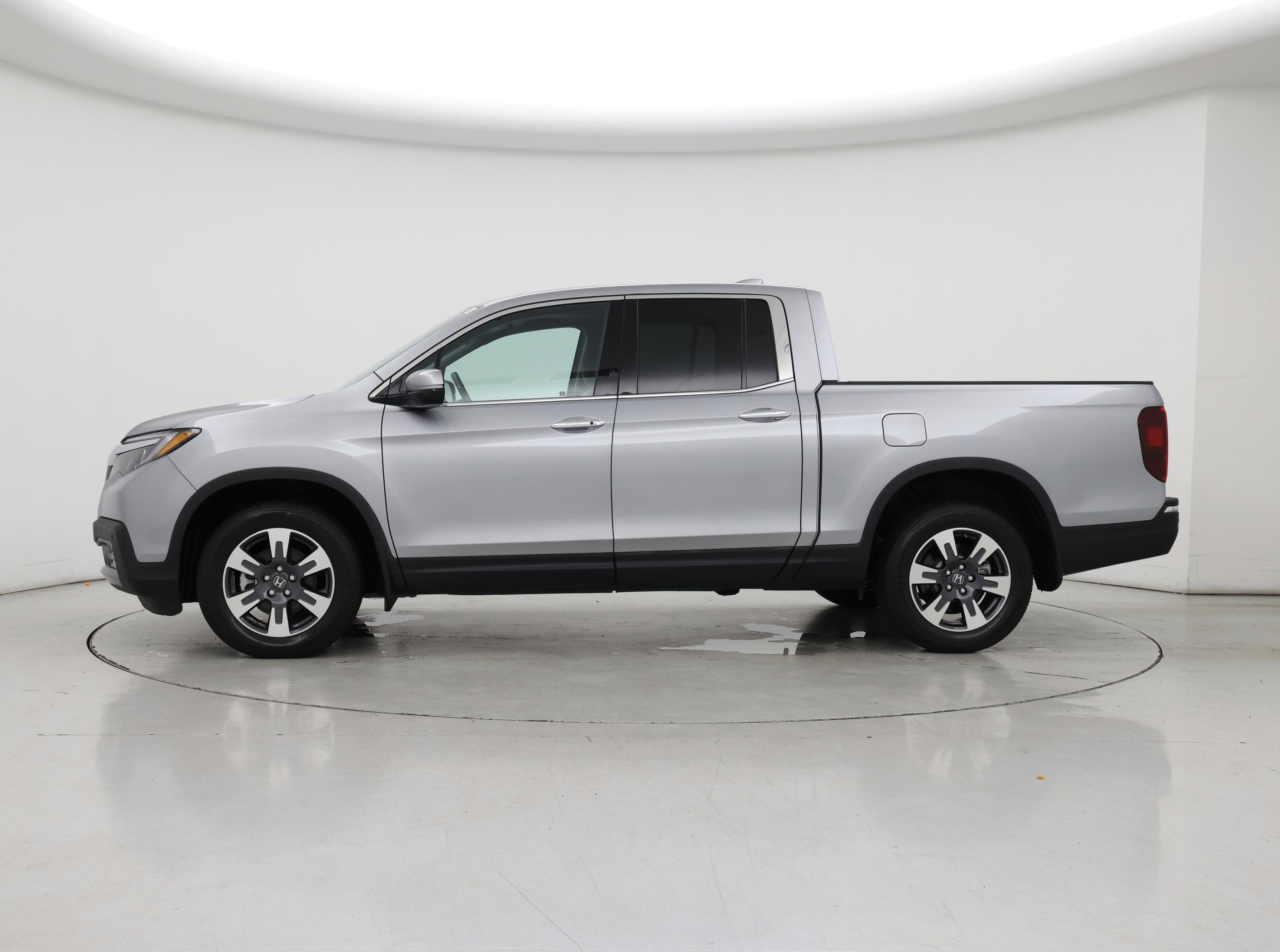 Thumbnail: 2018 Honda Ridgeline - 3