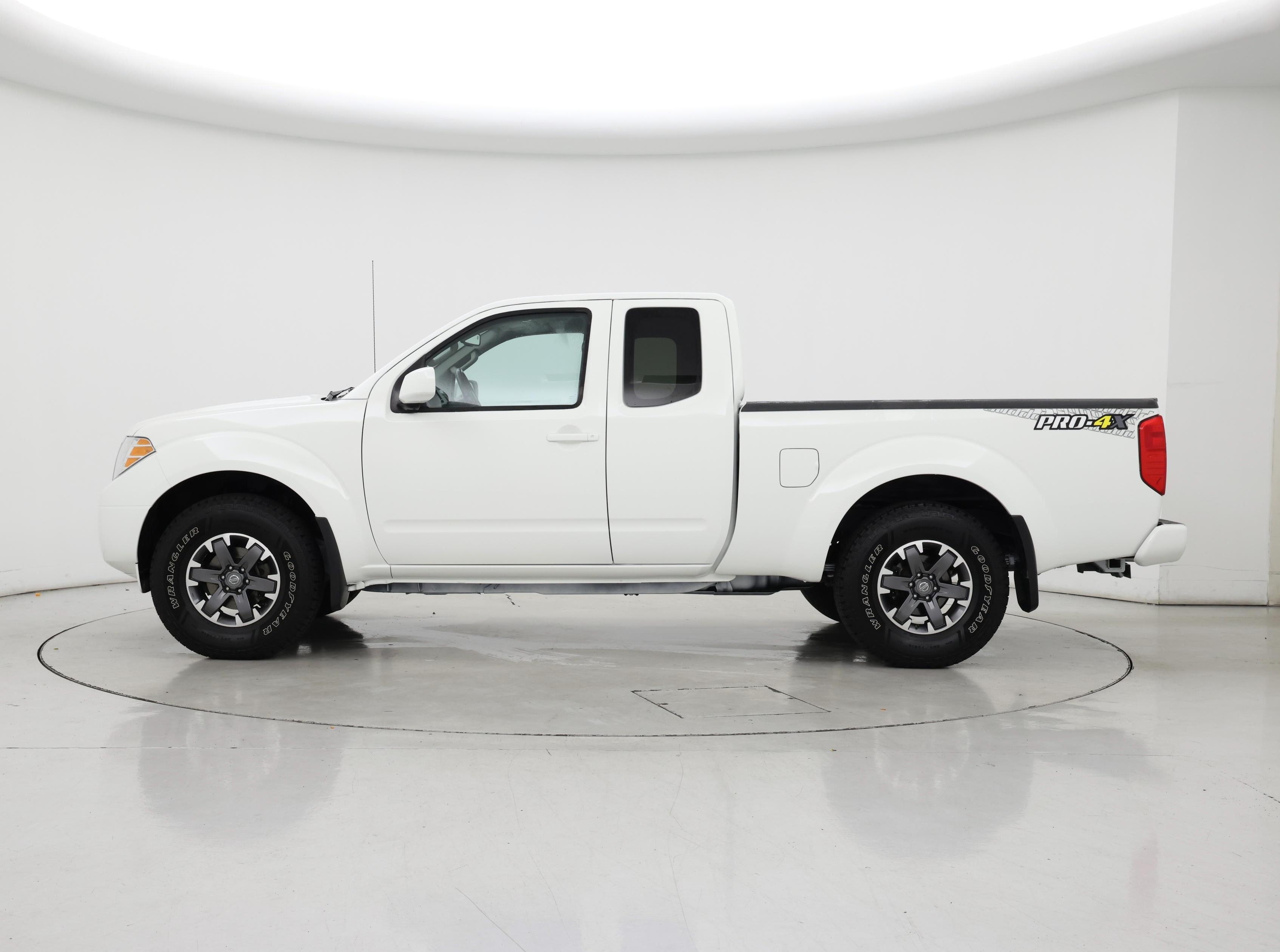 Thumbnail: 2017 Nissan Frontier - 3