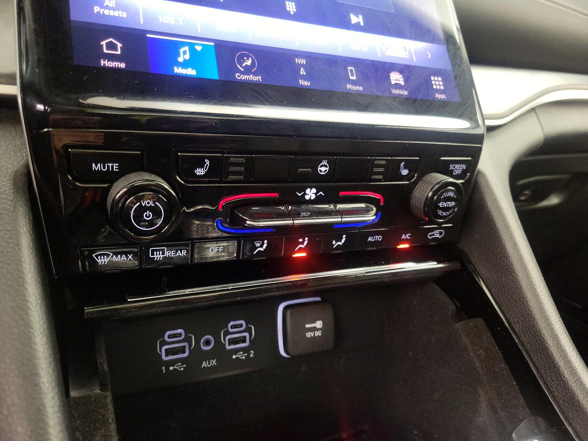 Thumbnail: 2021 Jeep Grand Cherokee L - 17