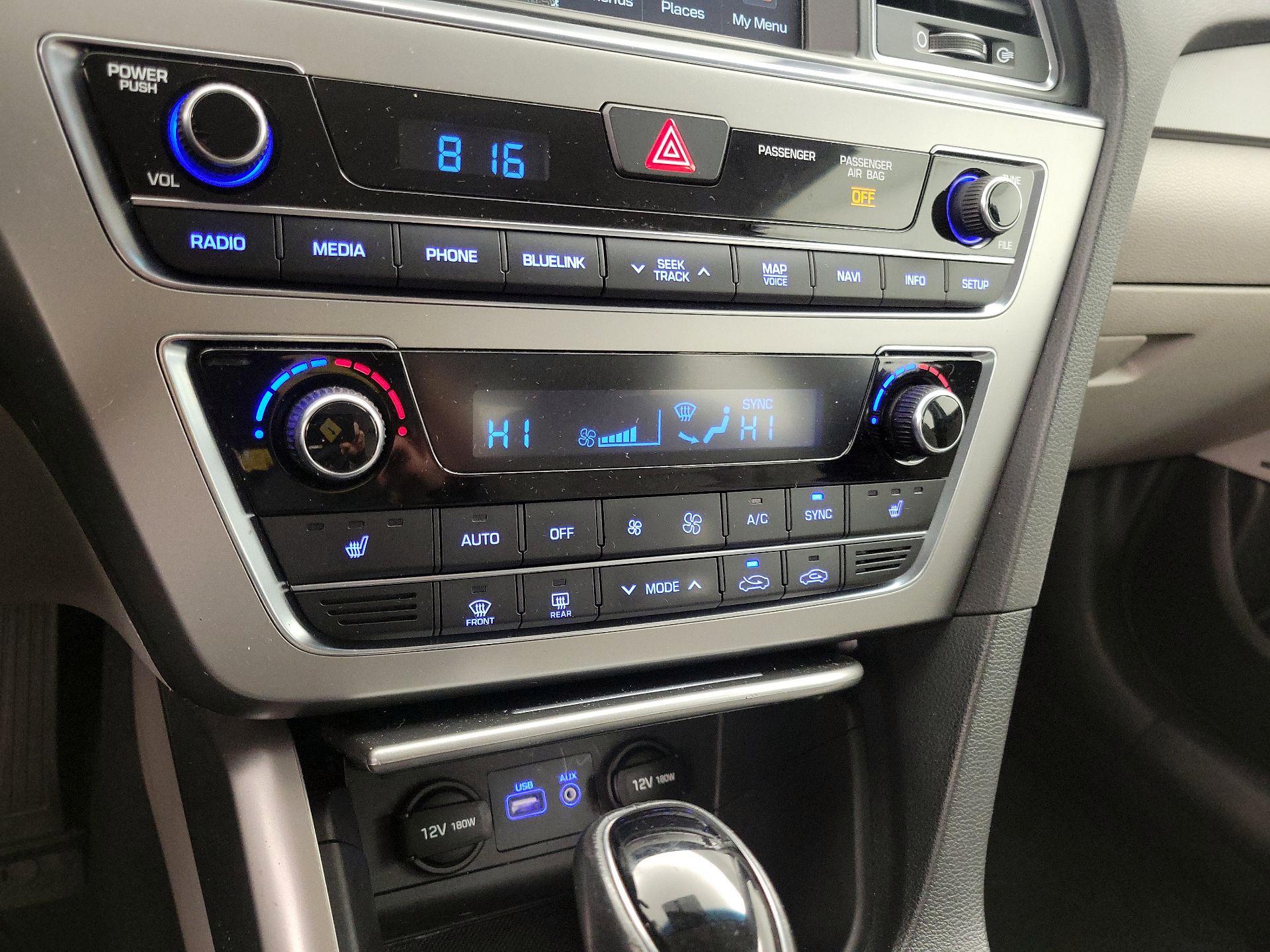 Thumbnail: 2015 Hyundai Sonata - 17