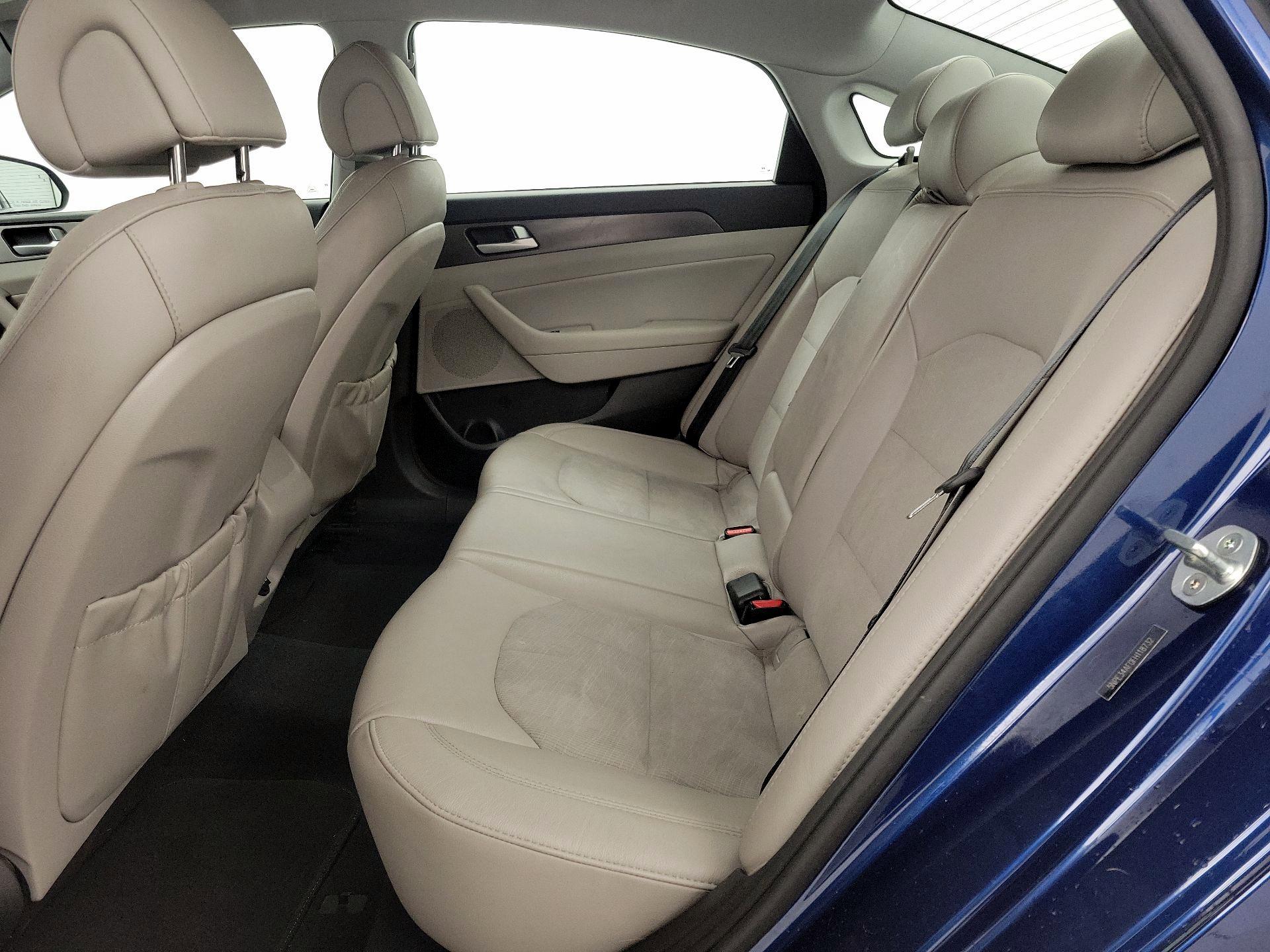 Thumbnail: 2015 Hyundai Sonata - 20