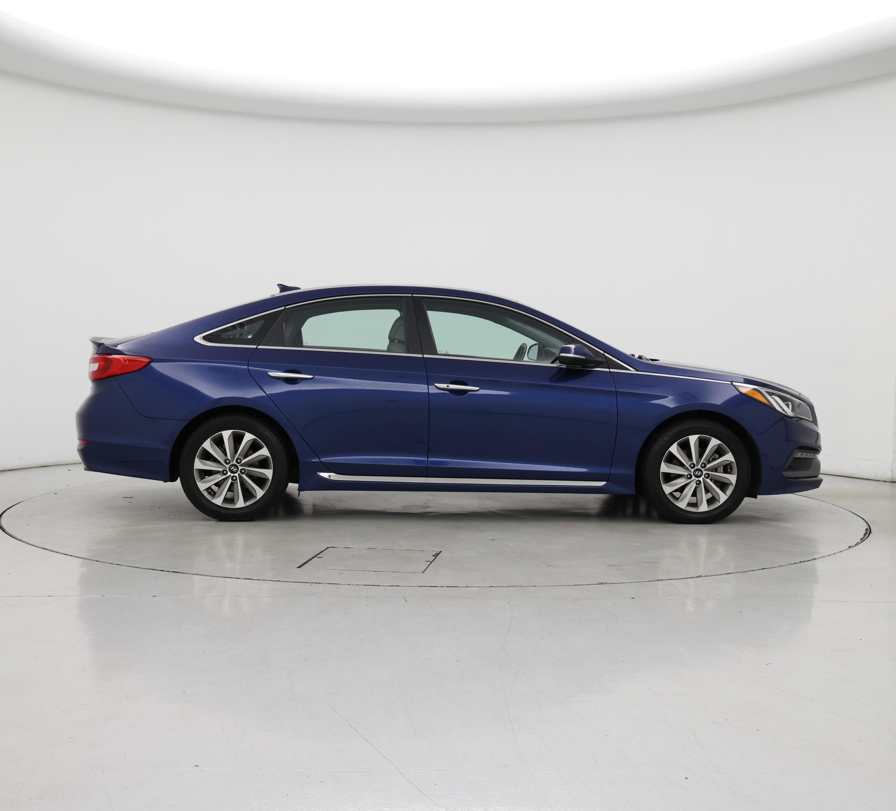 Thumbnail: 2015 Hyundai Sonata - 7
