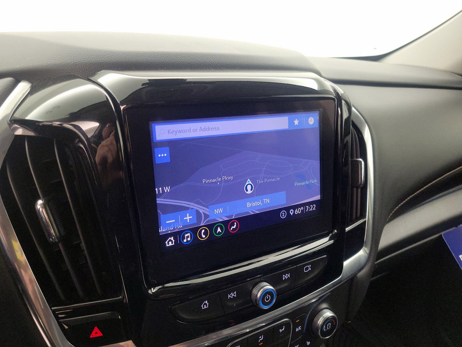 Thumbnail: 2021 Chevrolet Traverse - 14