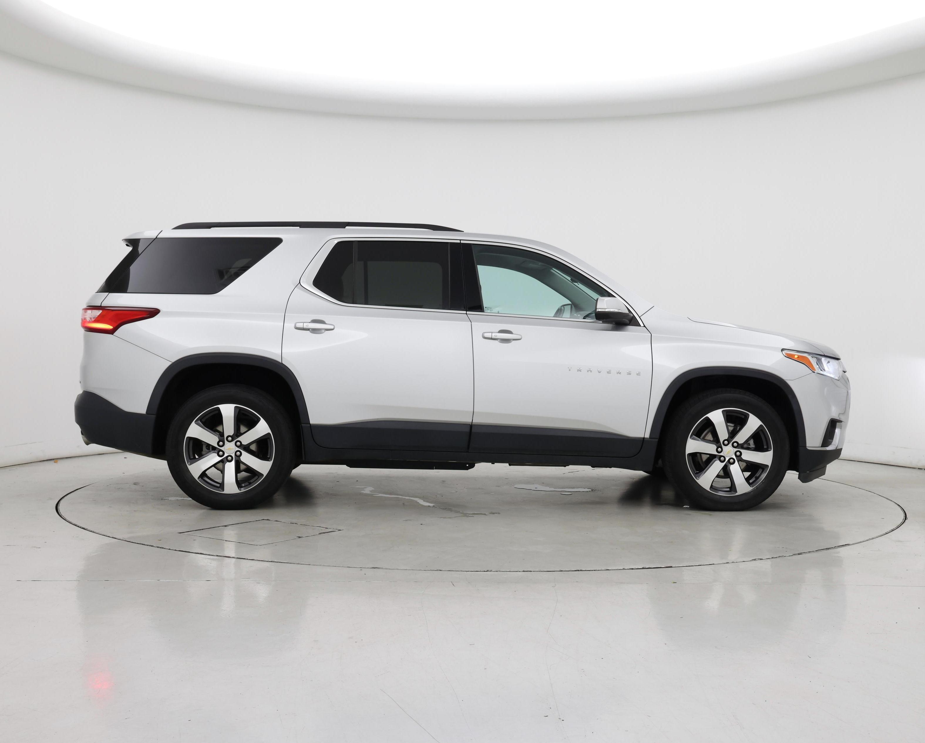 Thumbnail: 2021 Chevrolet Traverse - 7