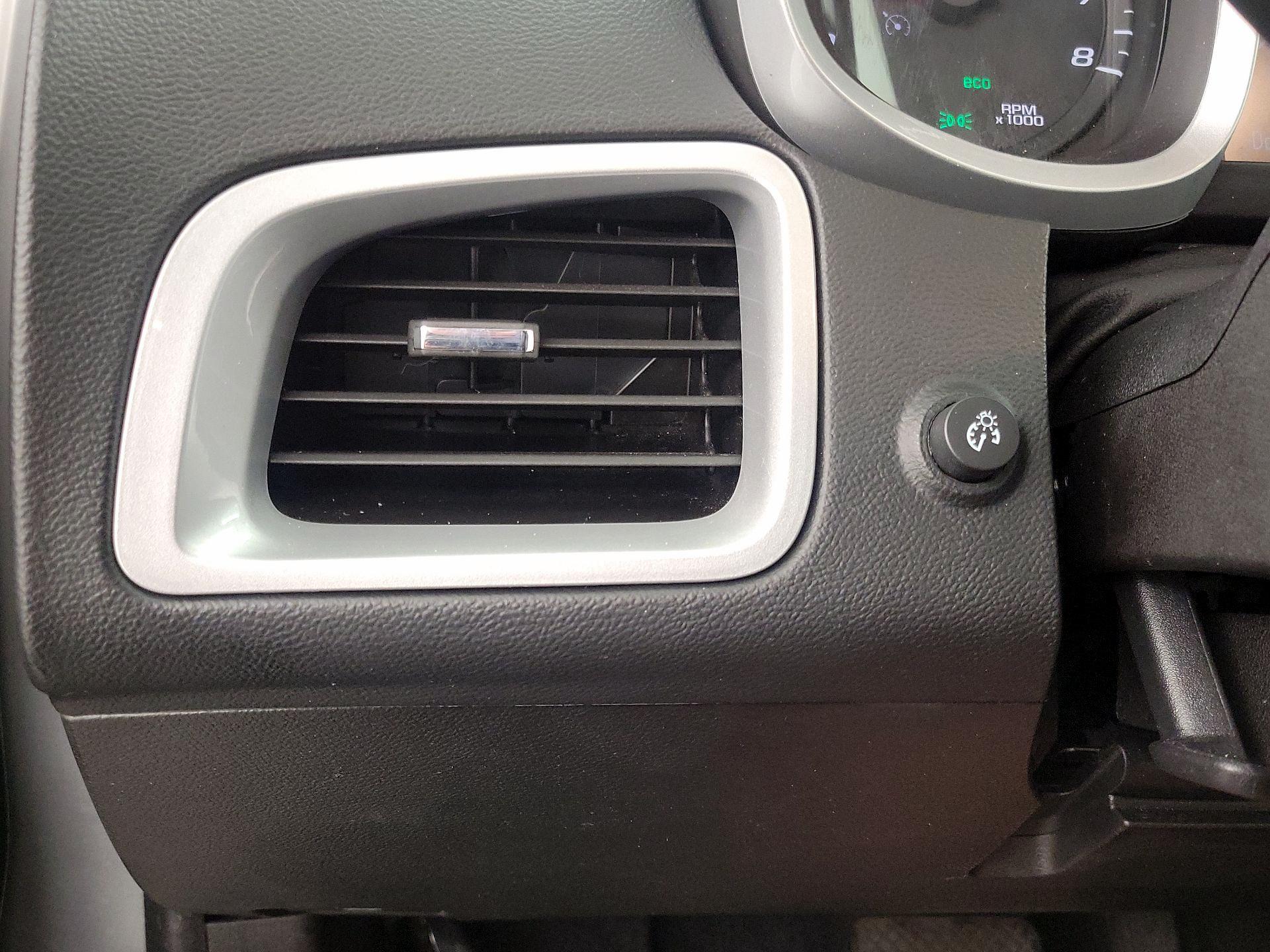 Thumbnail: 2016 Chevrolet Equinox - 13