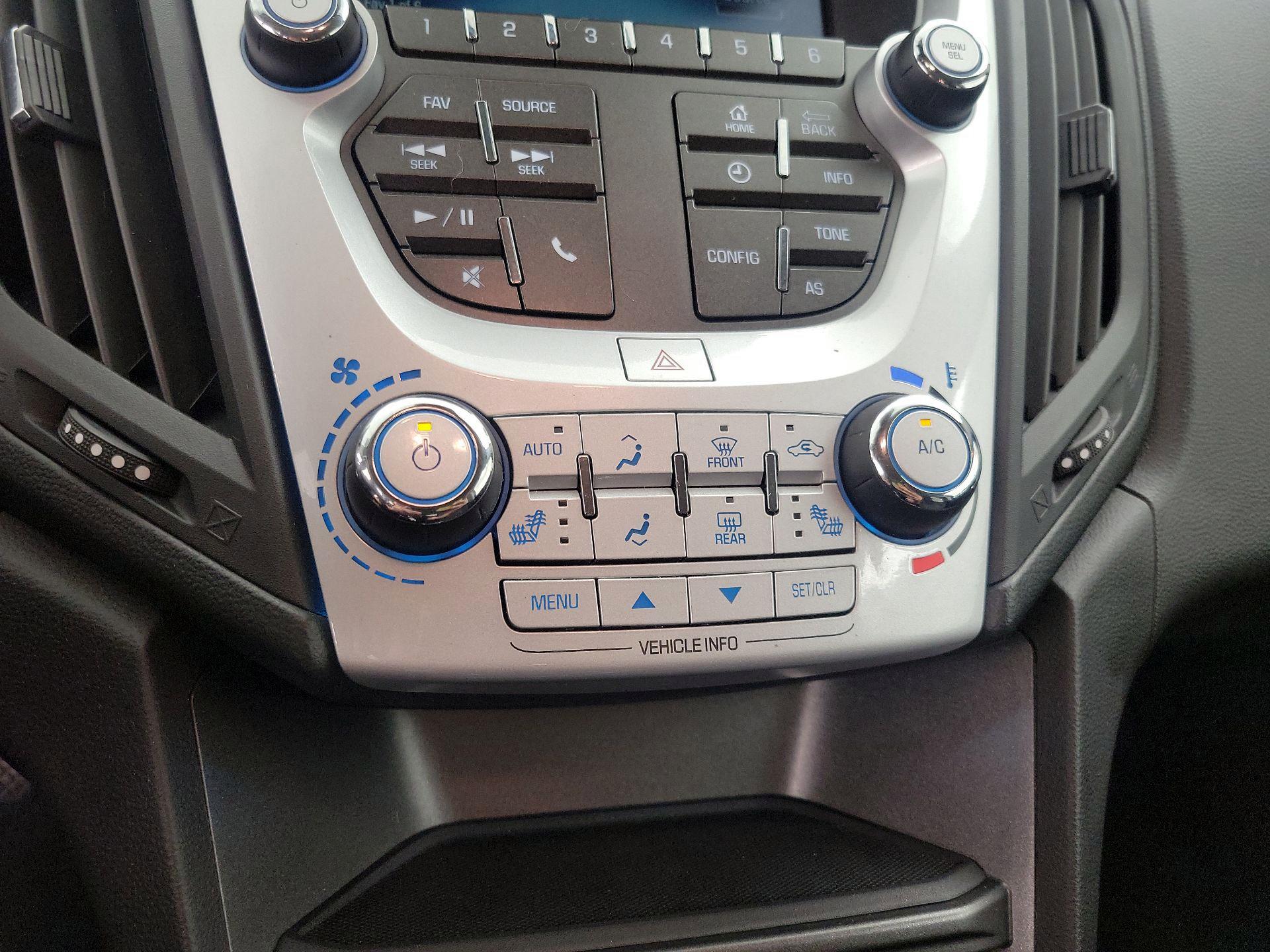 Thumbnail: 2016 Chevrolet Equinox - 16