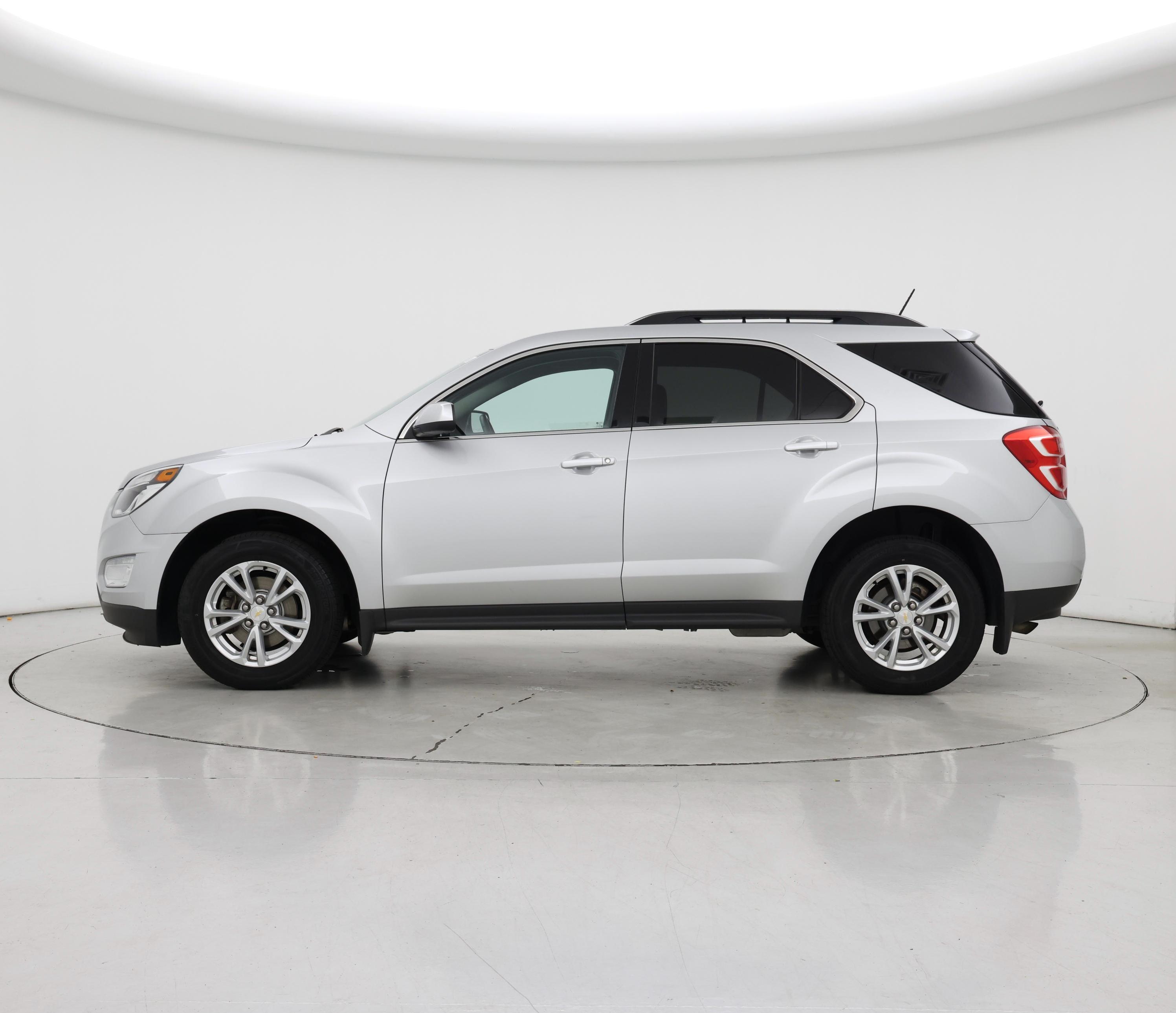 Thumbnail: 2016 Chevrolet Equinox - 3