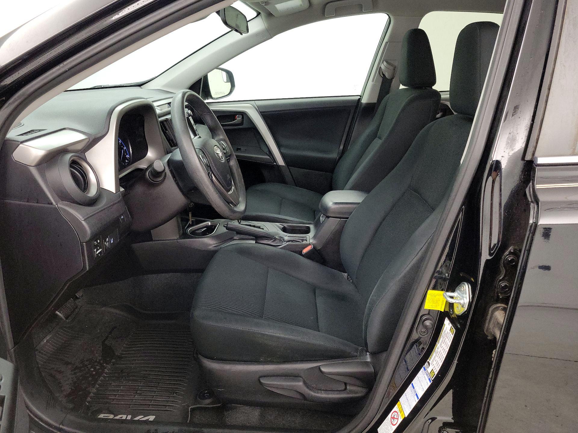 Thumbnail: 2017 Toyota RAV4 - 11