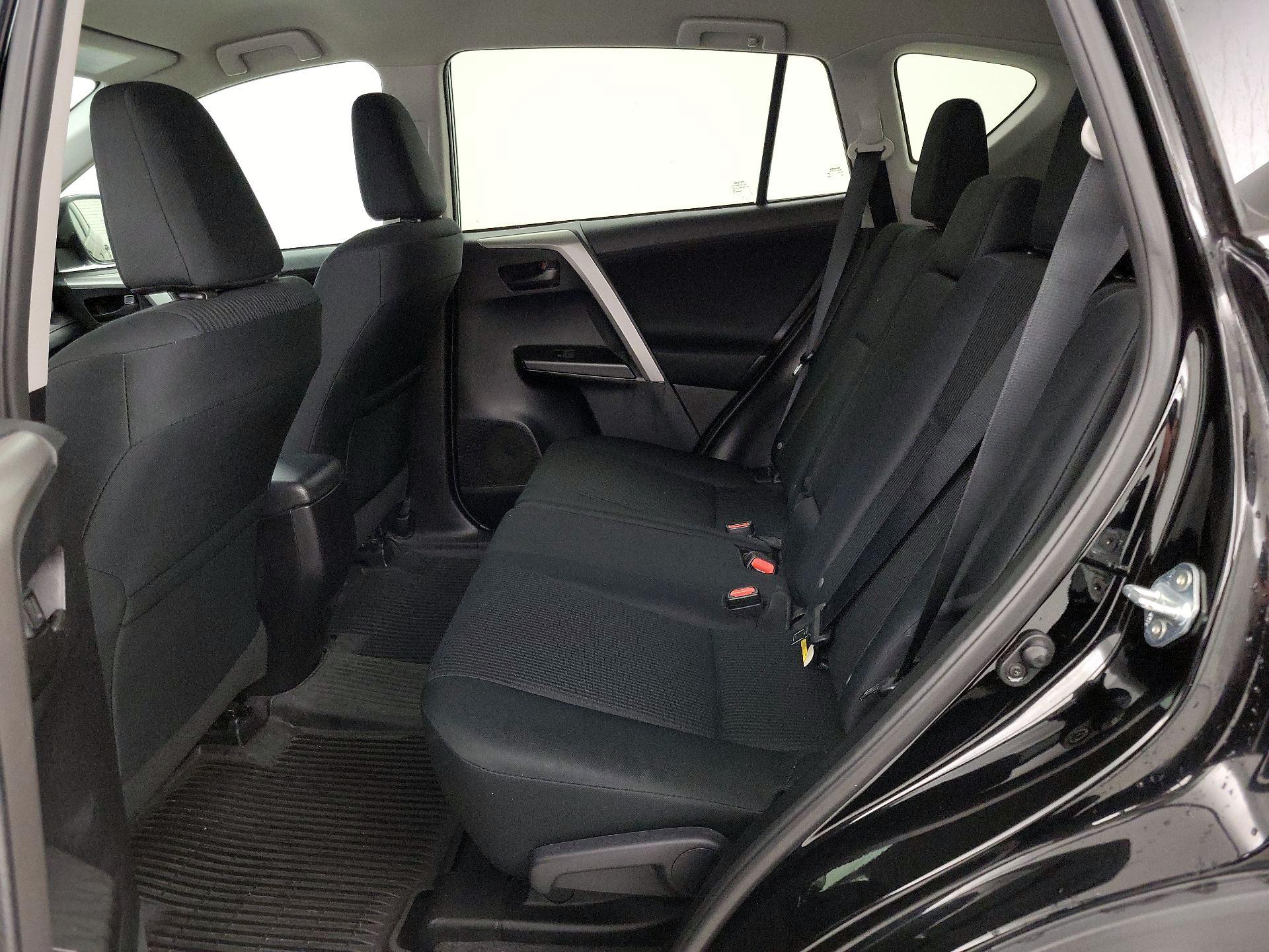 Thumbnail: 2017 Toyota RAV4 - 19