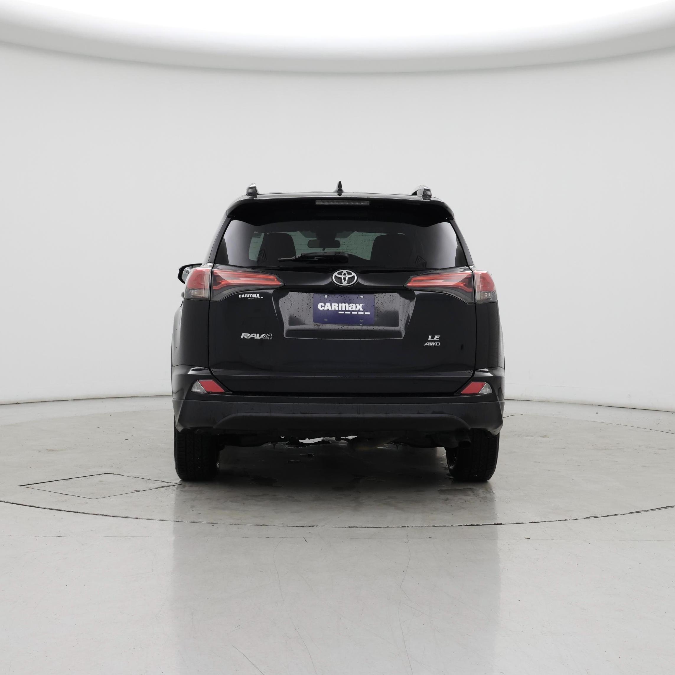 Thumbnail: 2017 Toyota RAV4 - 6