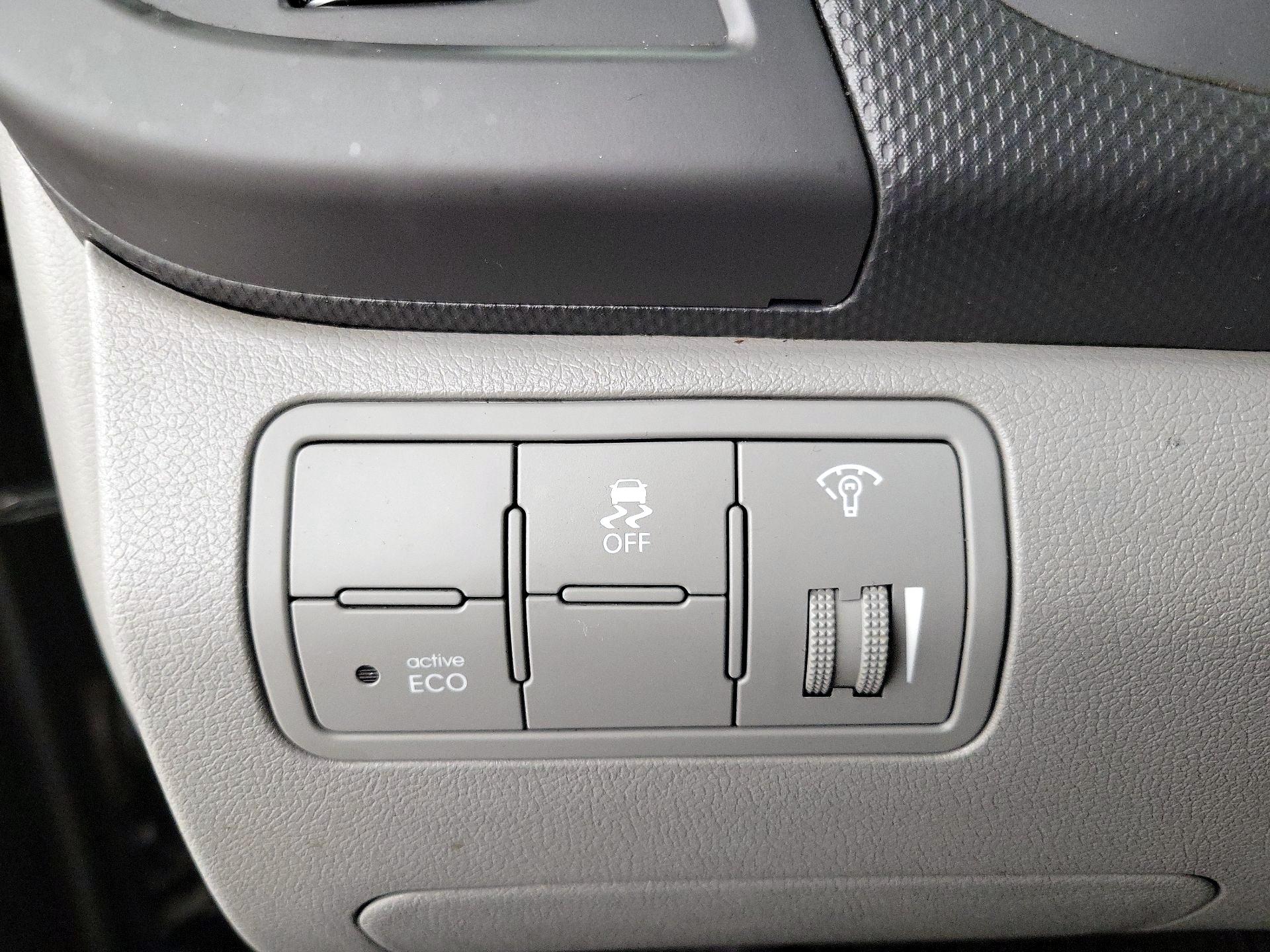 Thumbnail: 2017 Hyundai Accent - 13