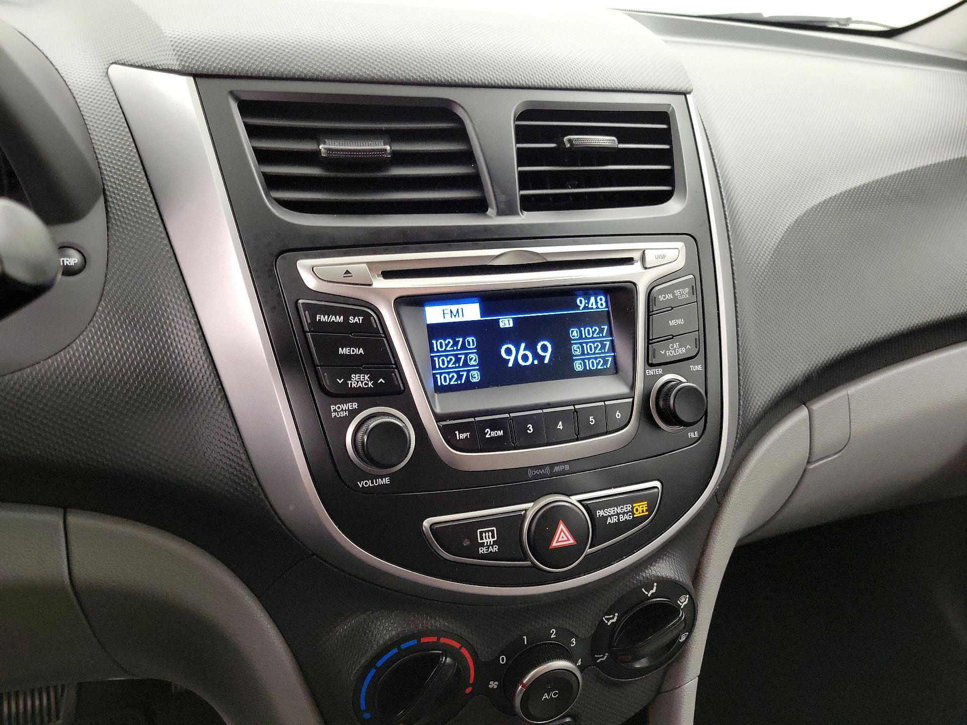 Thumbnail: 2017 Hyundai Accent - 14