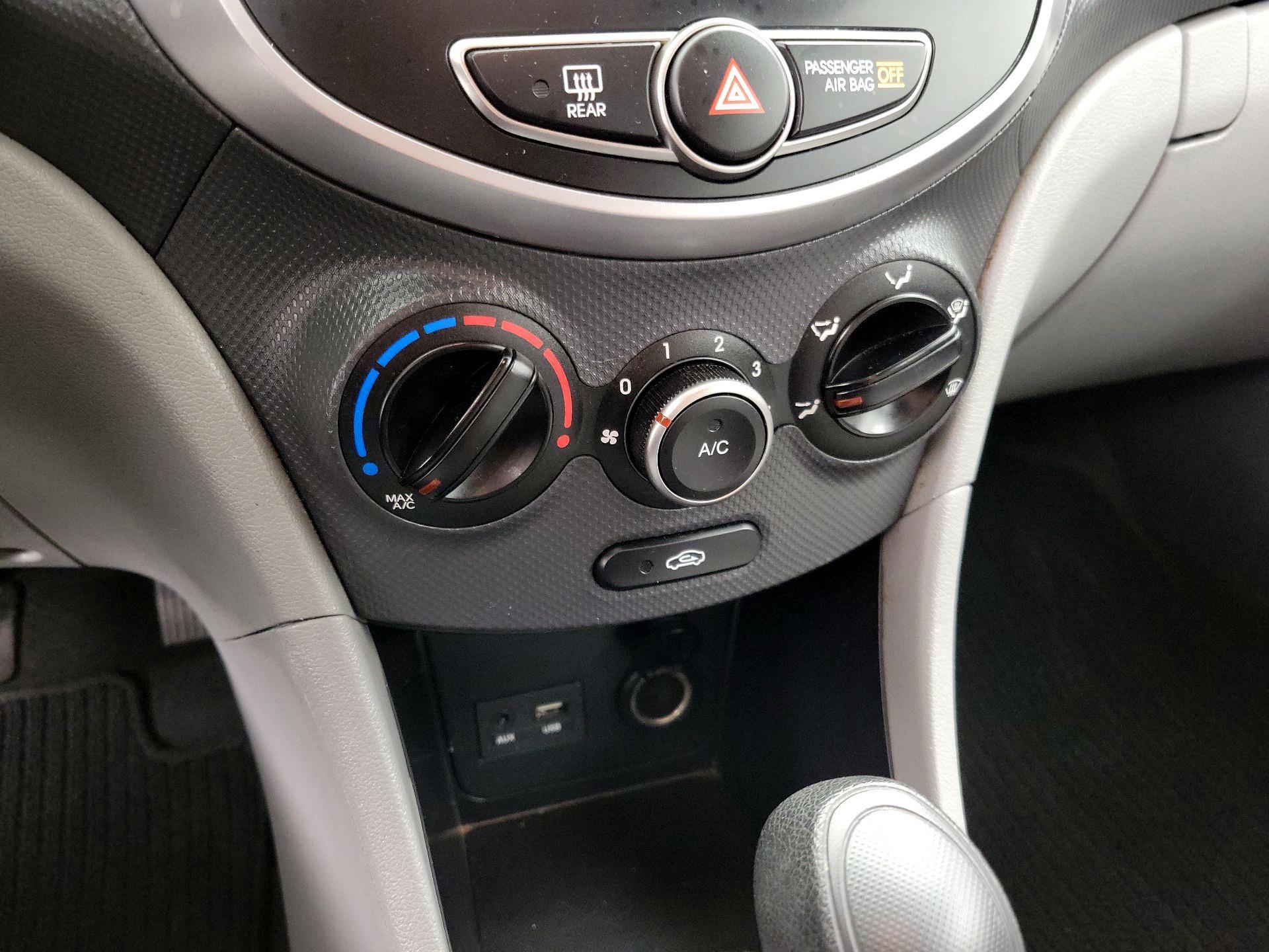 Thumbnail: 2017 Hyundai Accent - 15