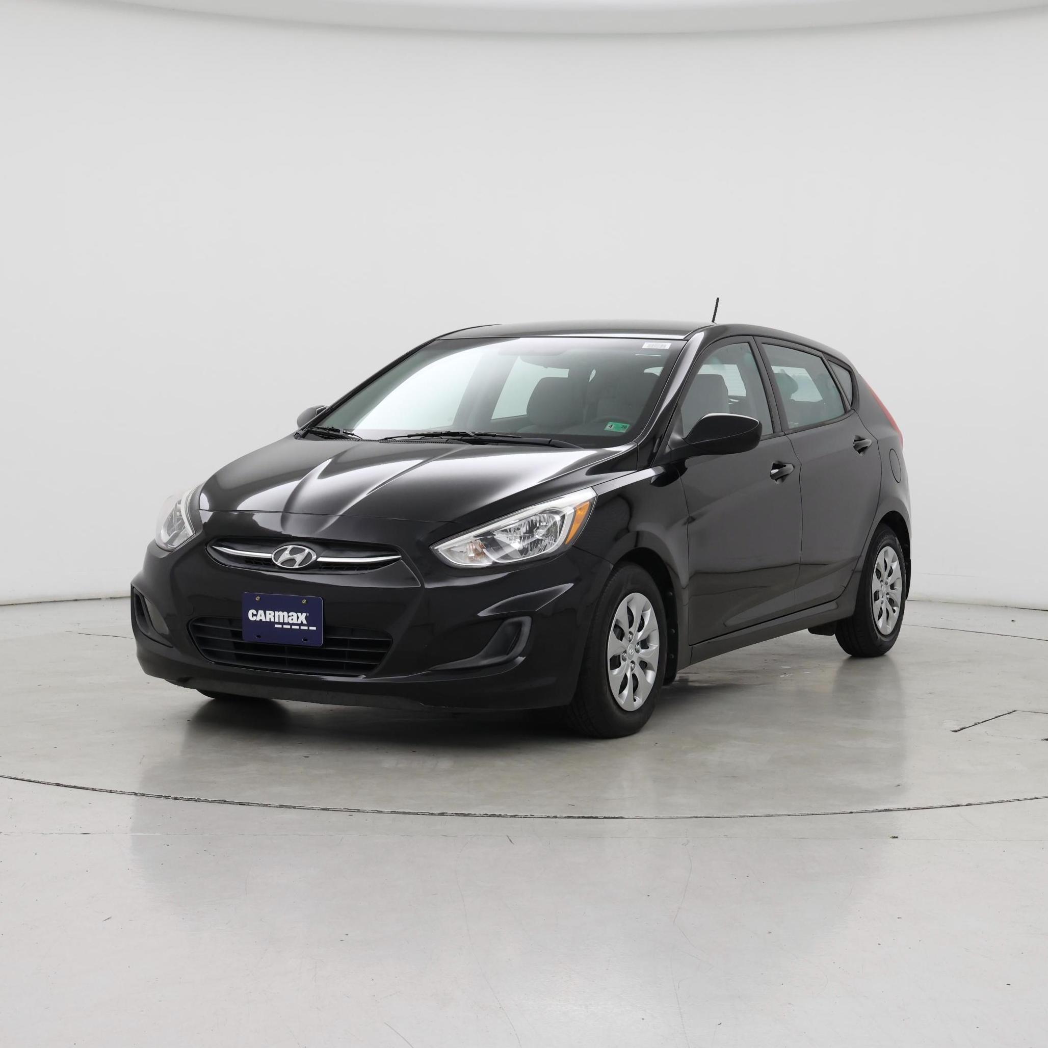 Thumbnail: 2017 Hyundai Accent - 4