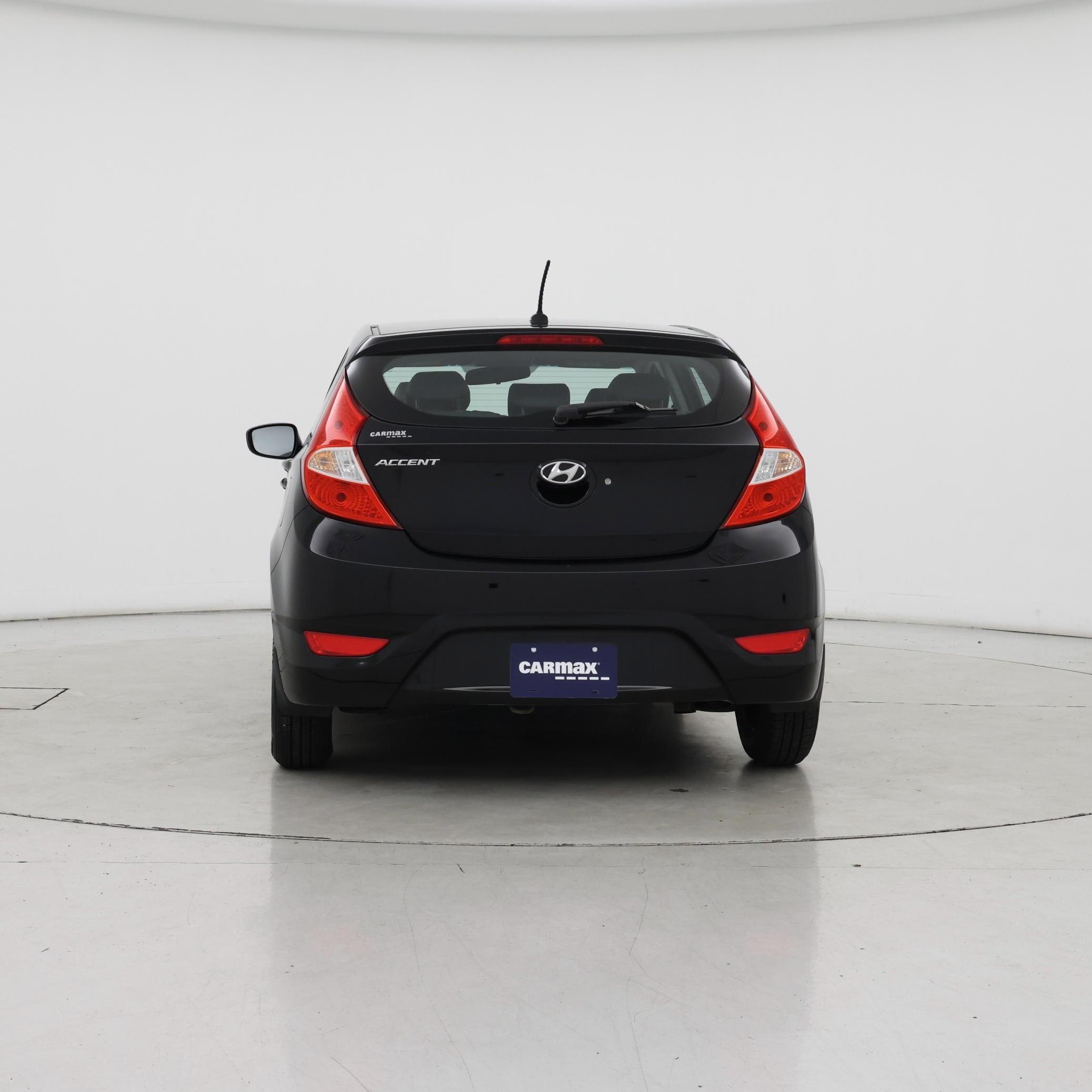 Thumbnail: 2017 Hyundai Accent - 6