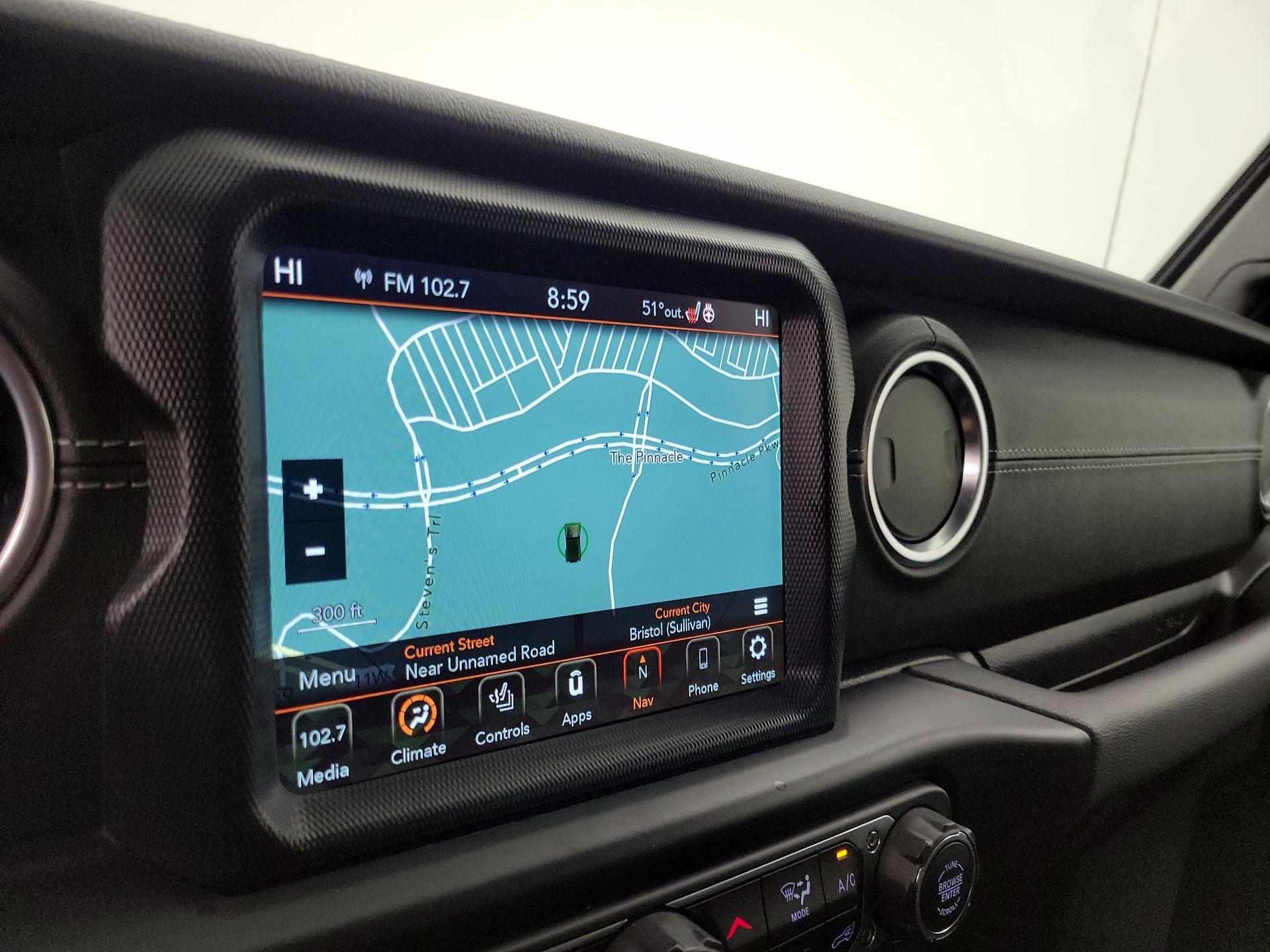 Thumbnail: 2022 Jeep Wrangler - 14