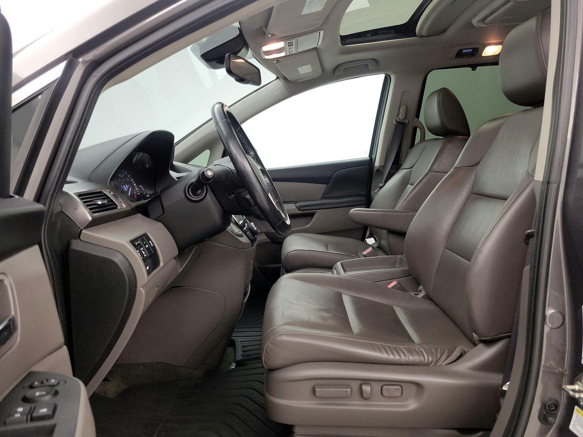 Thumbnail: 2016 Honda Odyssey - 11