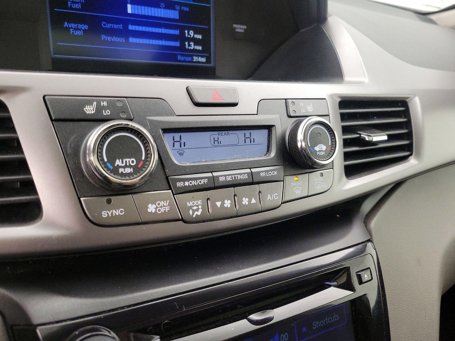 Thumbnail: 2016 Honda Odyssey - 16