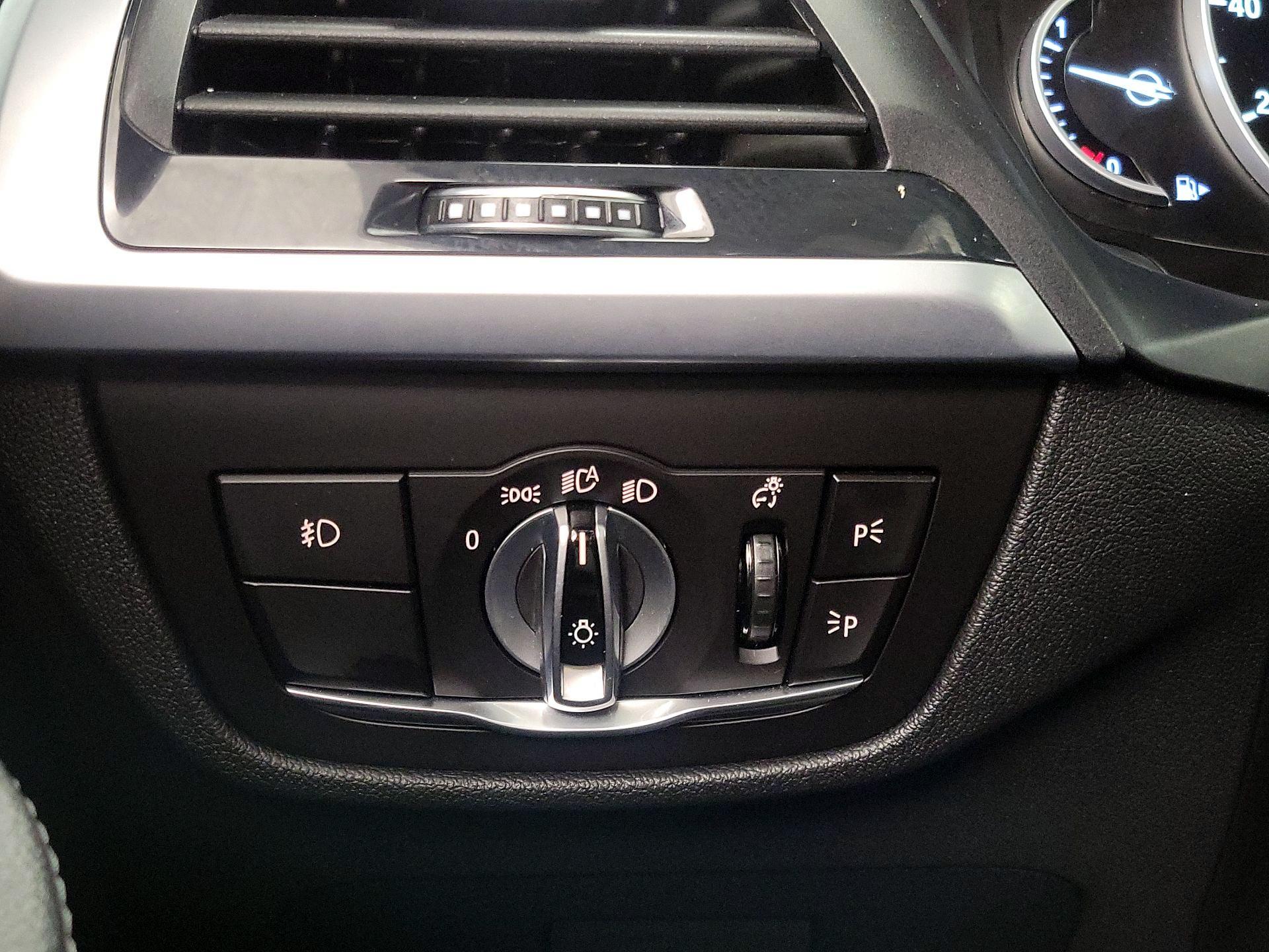 Thumbnail: 2019 BMW X3 - 13