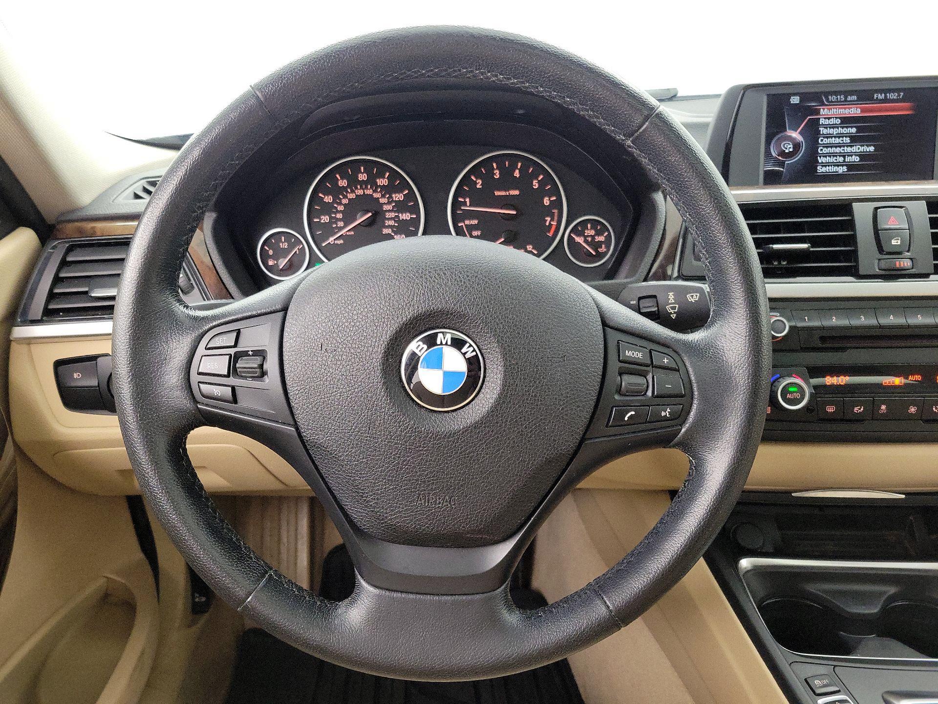 Thumbnail: 2015 BMW 3 Series - 10