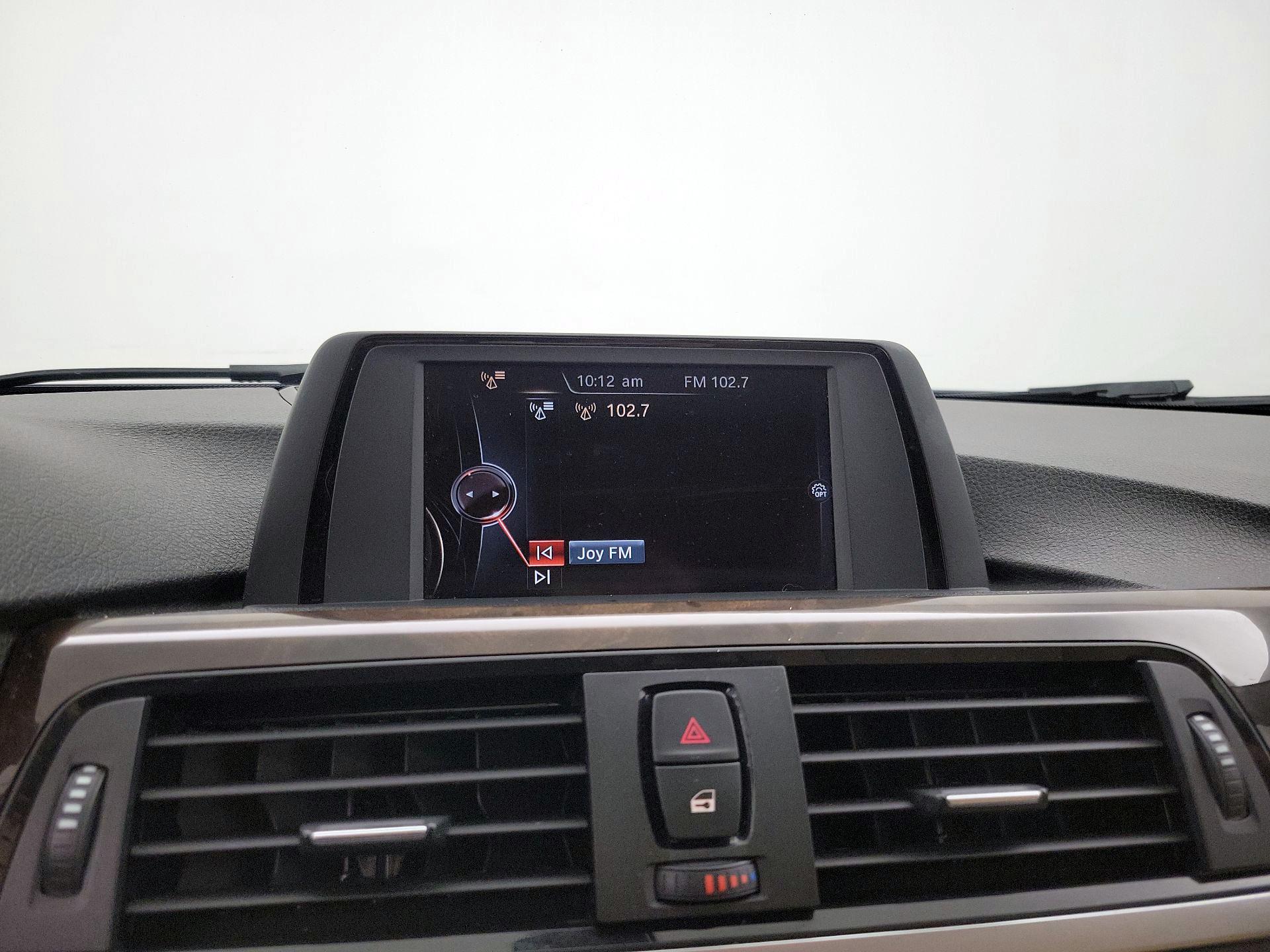 Thumbnail: 2015 BMW 3 Series - 14