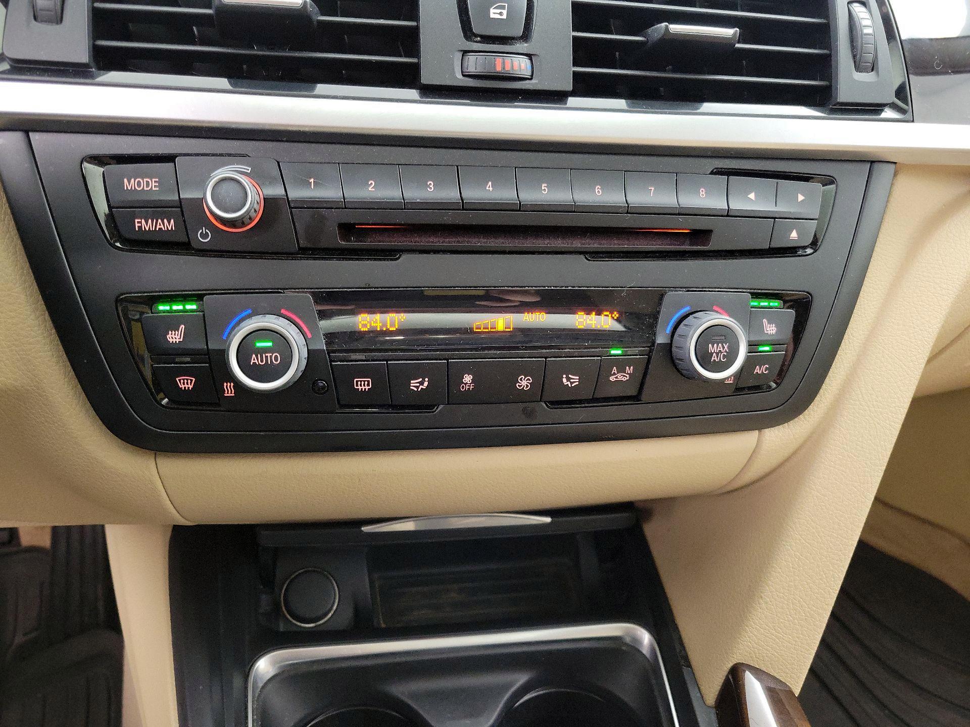 Thumbnail: 2015 BMW 3 Series - 15