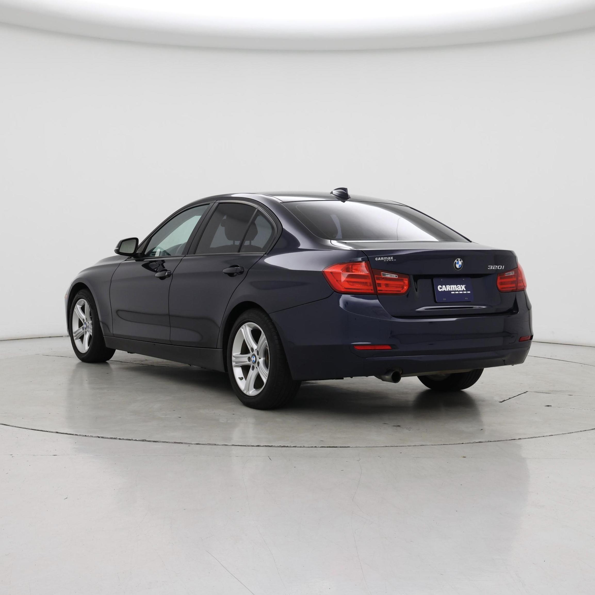 Thumbnail: 2015 BMW 3 Series - 2