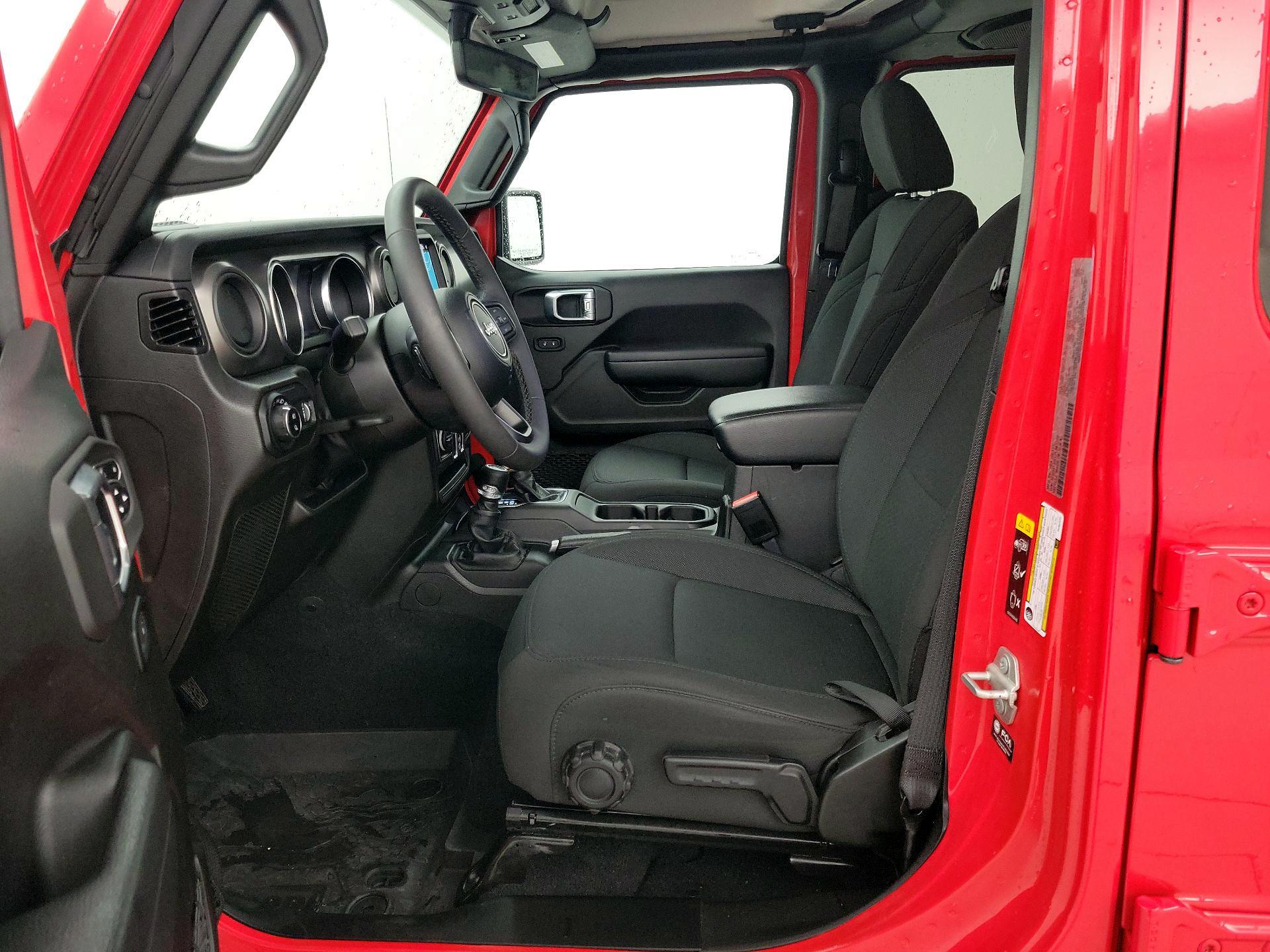 Thumbnail: 2023 Jeep Gladiator - 11