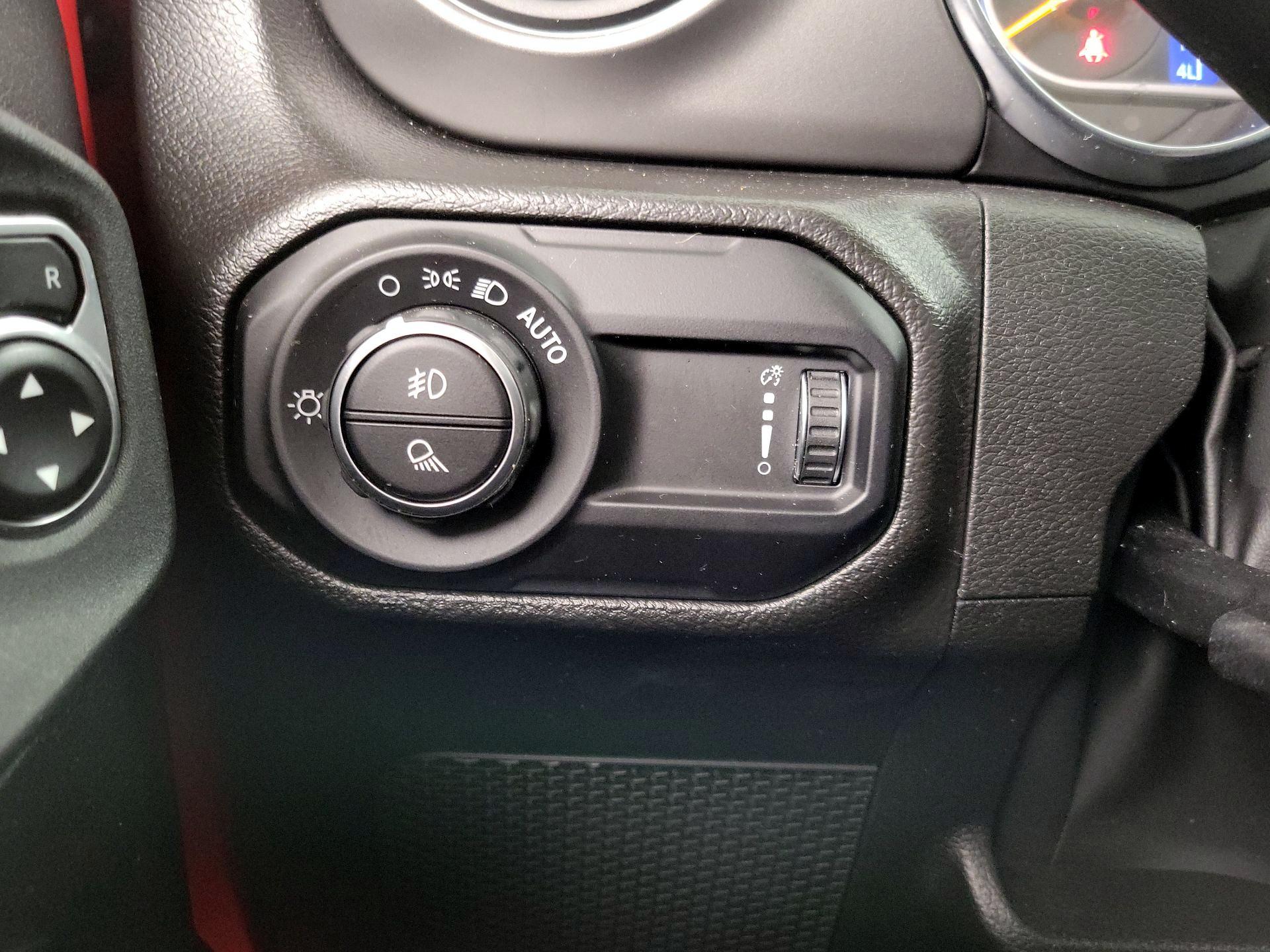 Thumbnail: 2023 Jeep Gladiator - 13