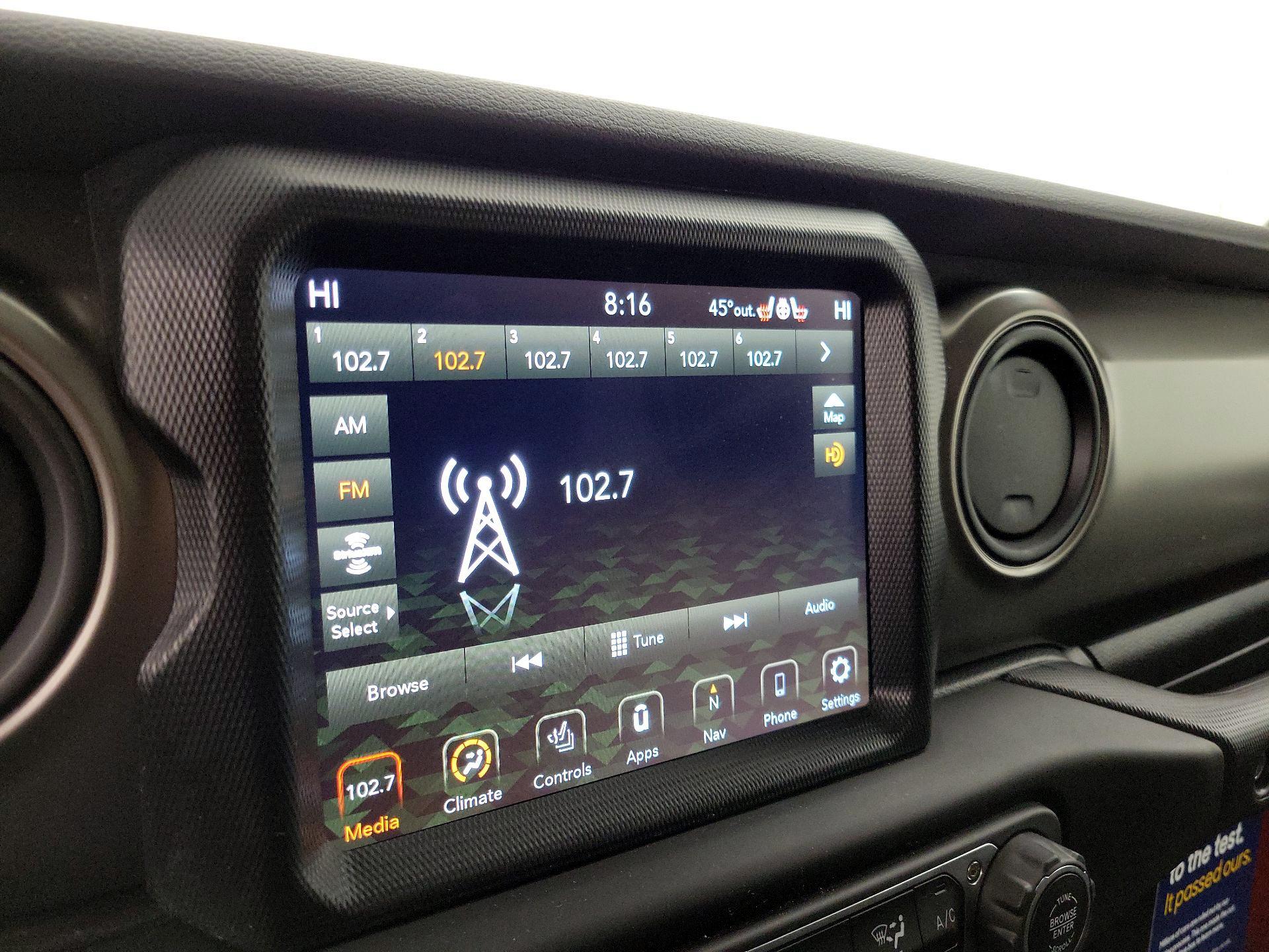 Thumbnail: 2023 Jeep Gladiator - 16