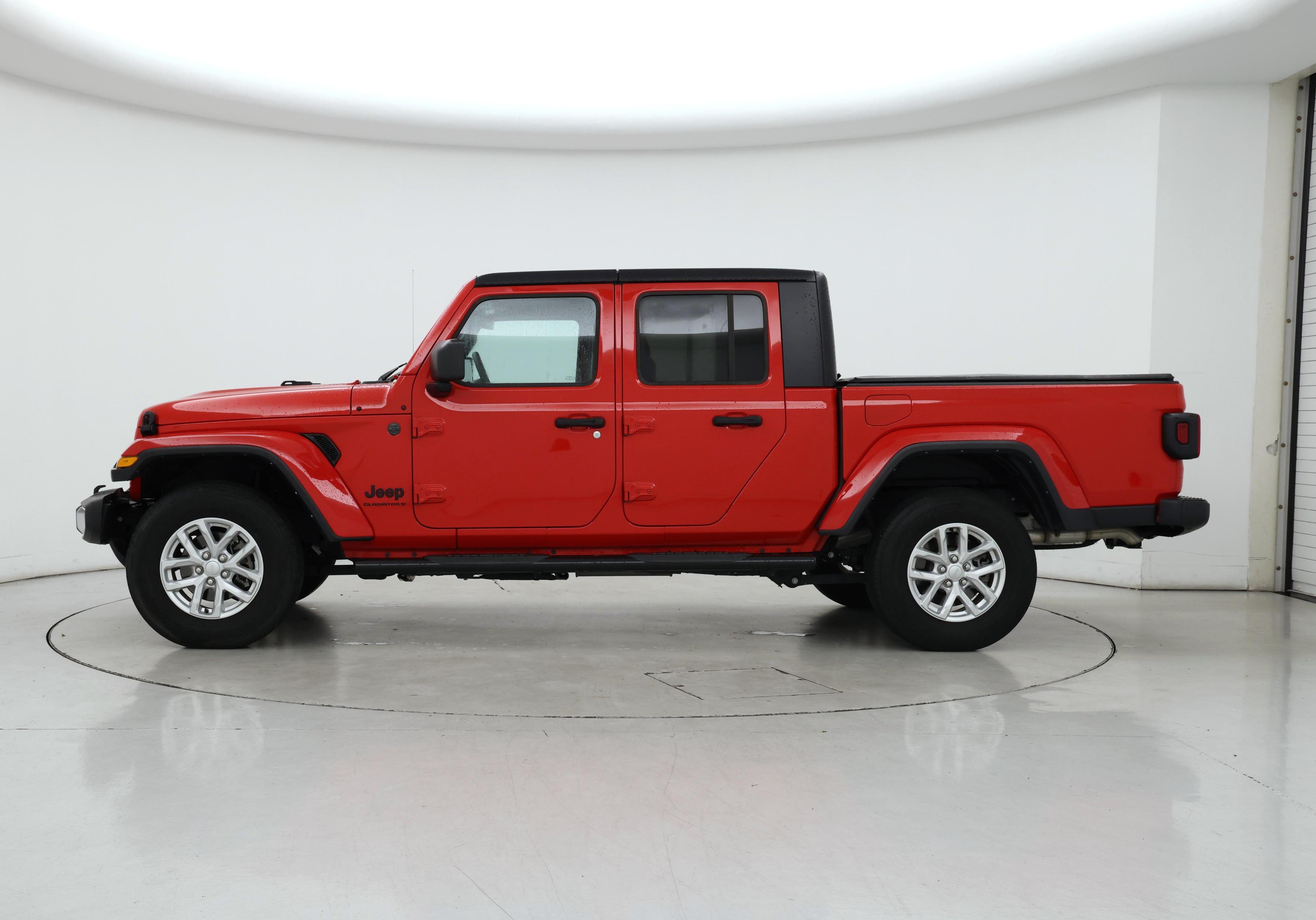 Thumbnail: 2023 Jeep Gladiator - 3