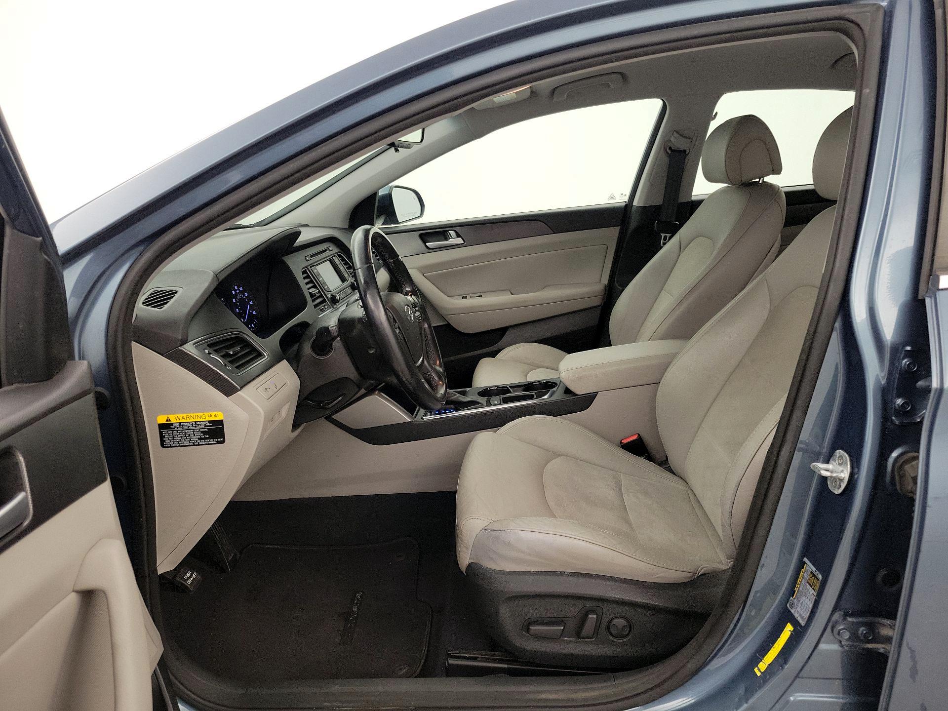 Thumbnail: 2015 Hyundai Sonata - 11