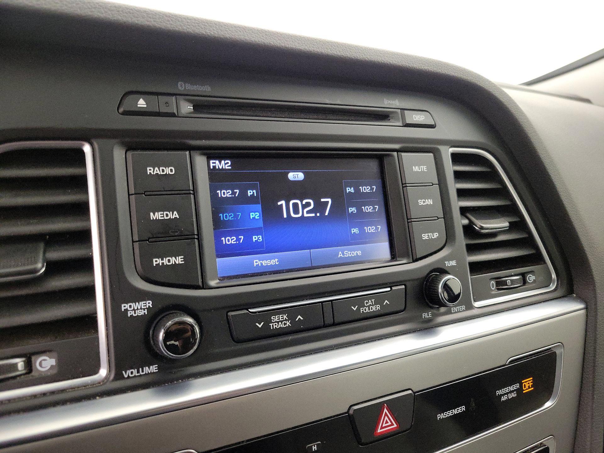 Thumbnail: 2015 Hyundai Sonata - 15