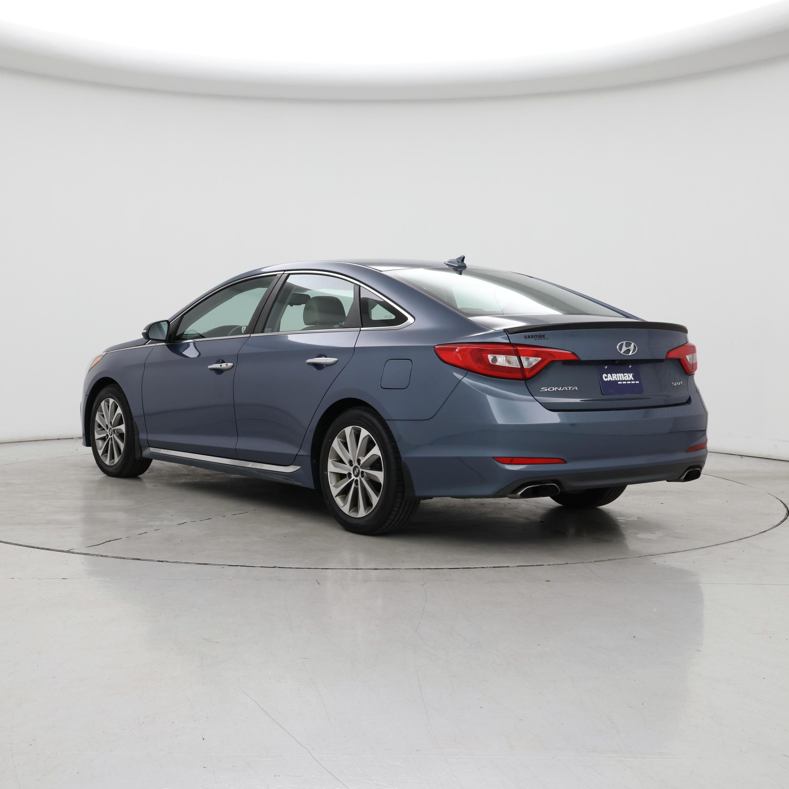 Thumbnail: 2015 Hyundai Sonata - 2
